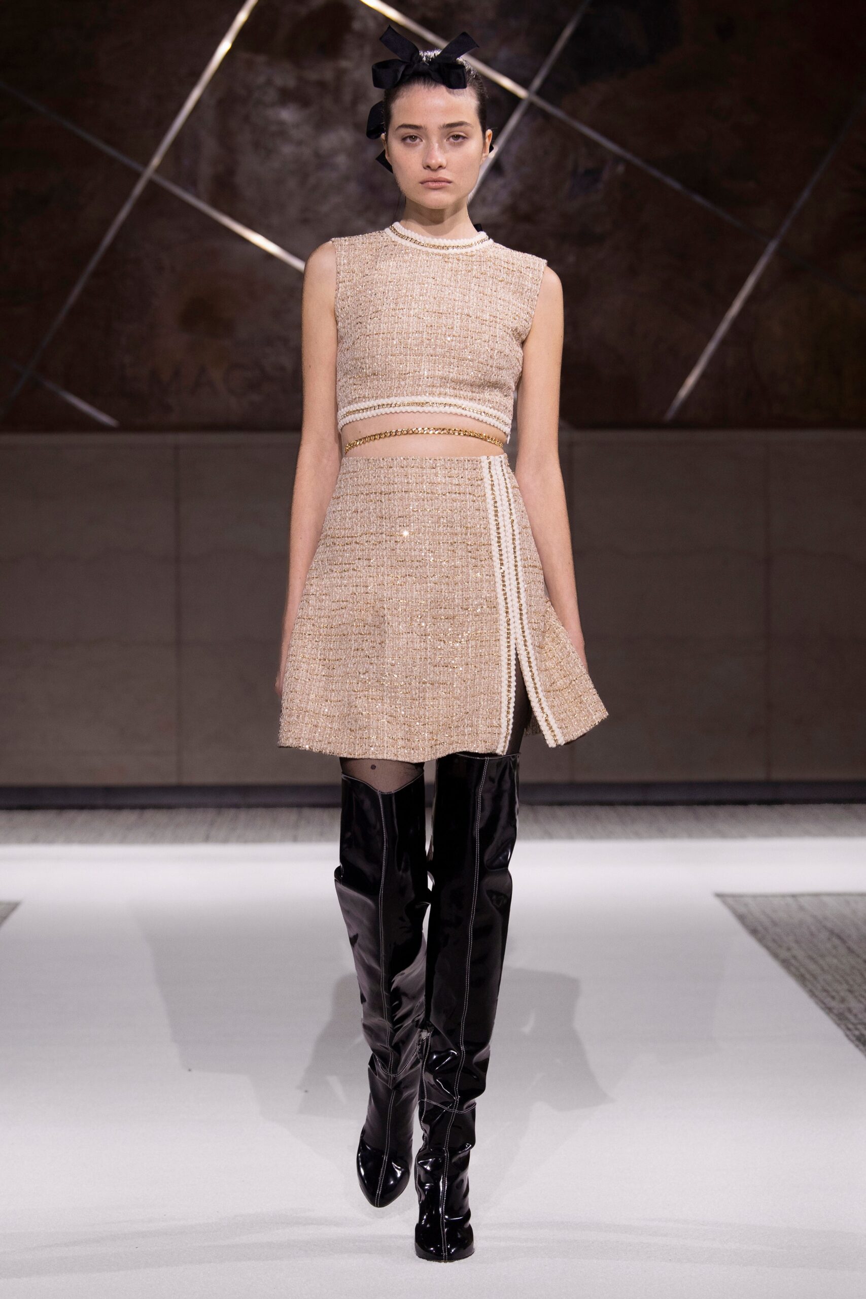 Giambattista Valli F/W 22 Look 5
