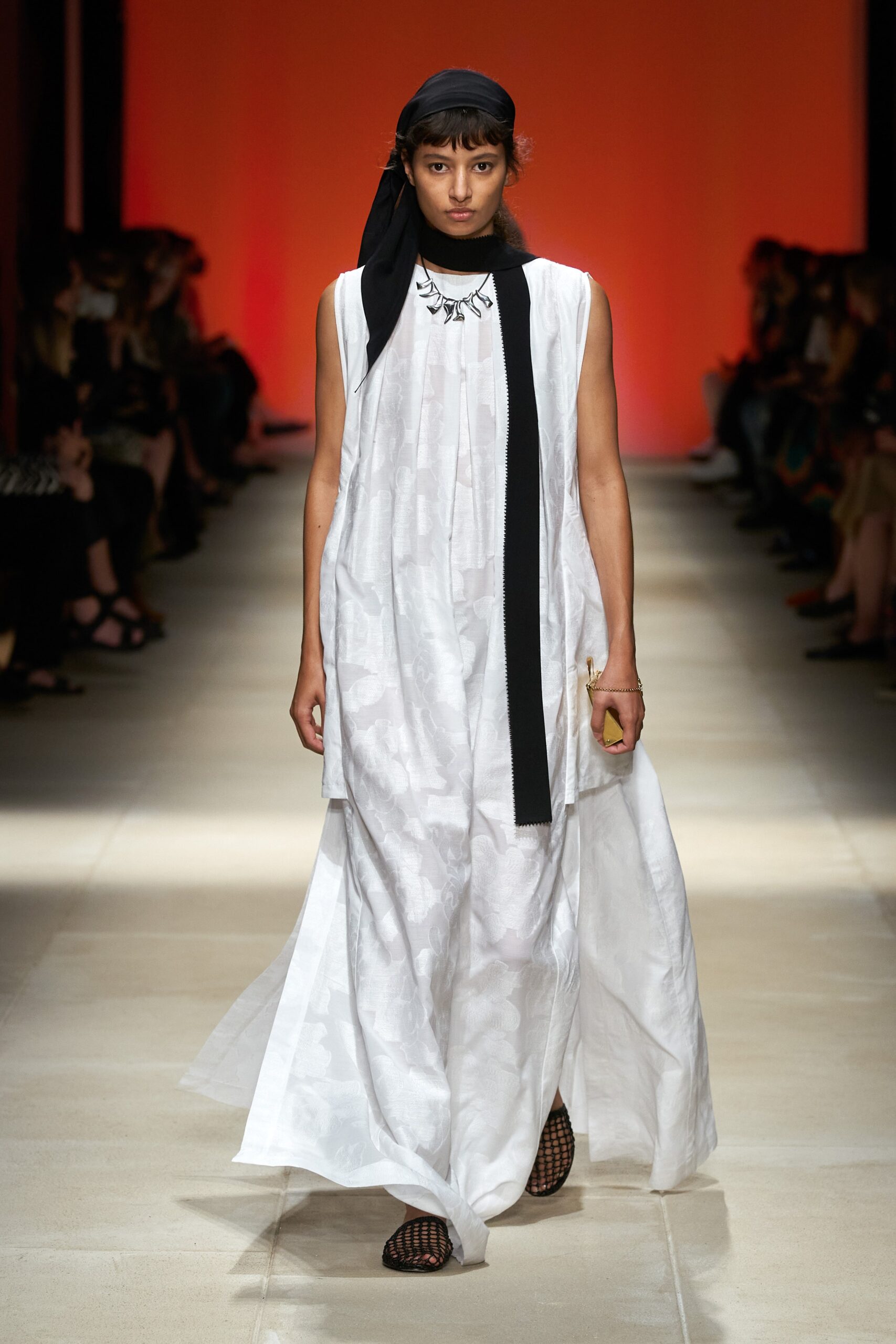 Ferragamo S/S 22 Look 5
