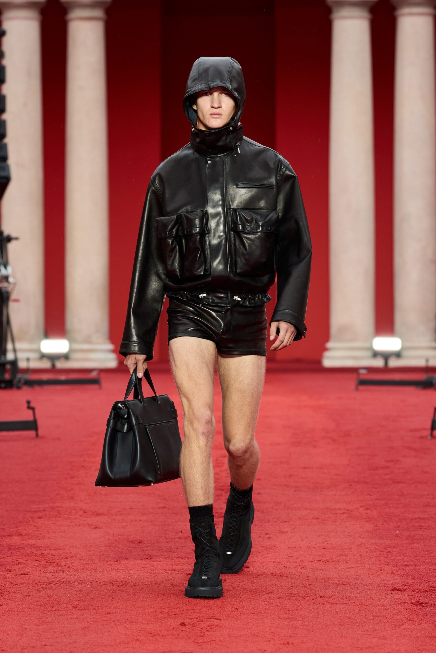 Ferragamo S/S 23 Look 5
