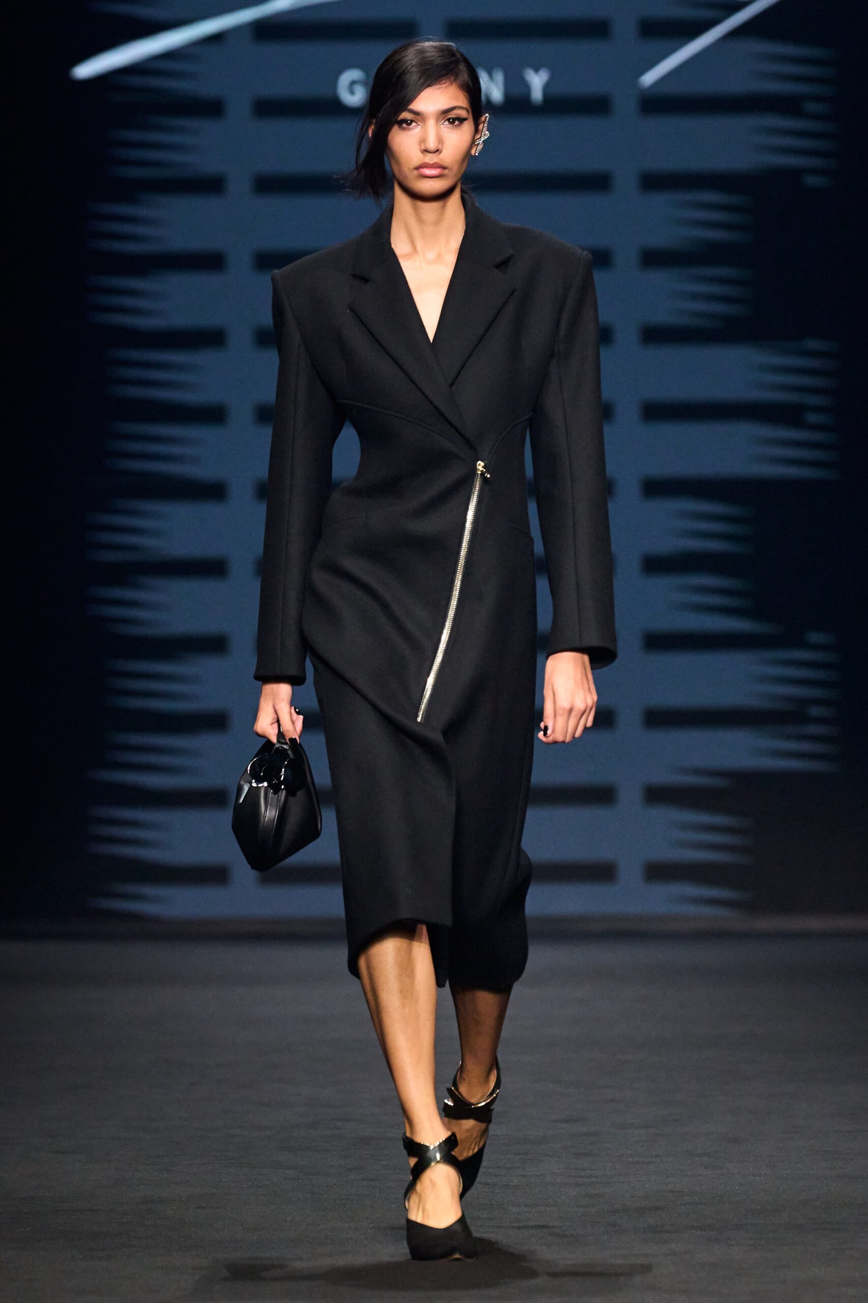 Genny F/W 23 Look 5