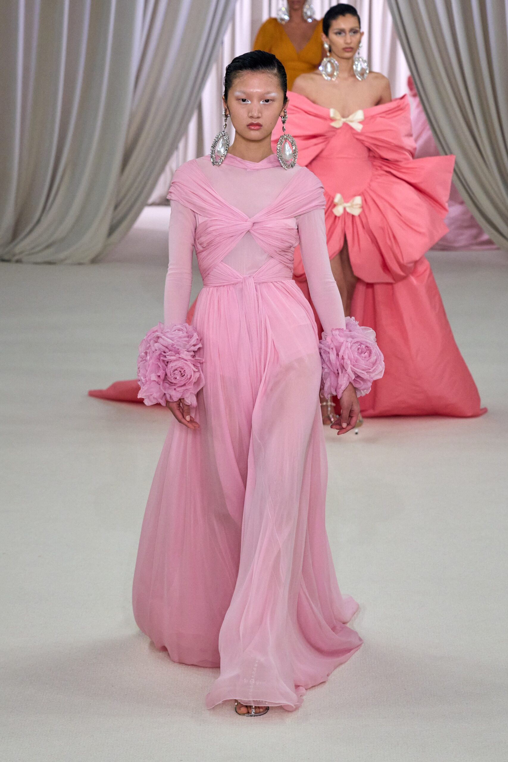 Giambattista Valli S/S 23 Couture Look 5