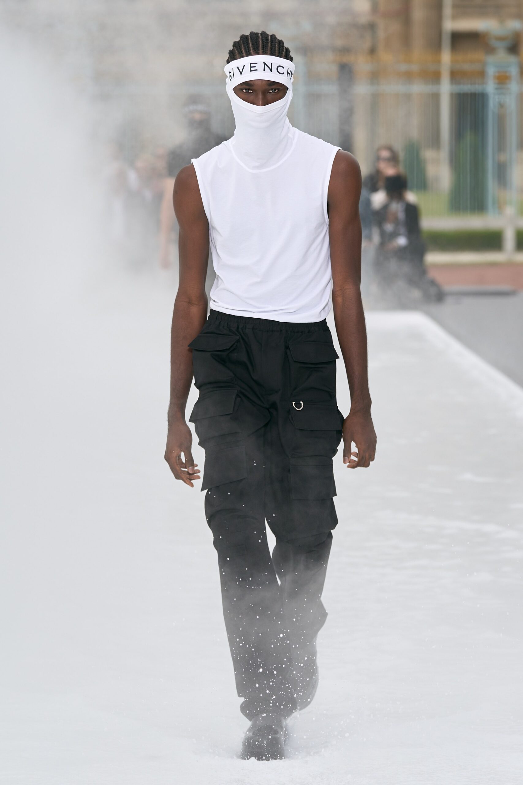 Givenchy S/S 23 Menswear Look 5