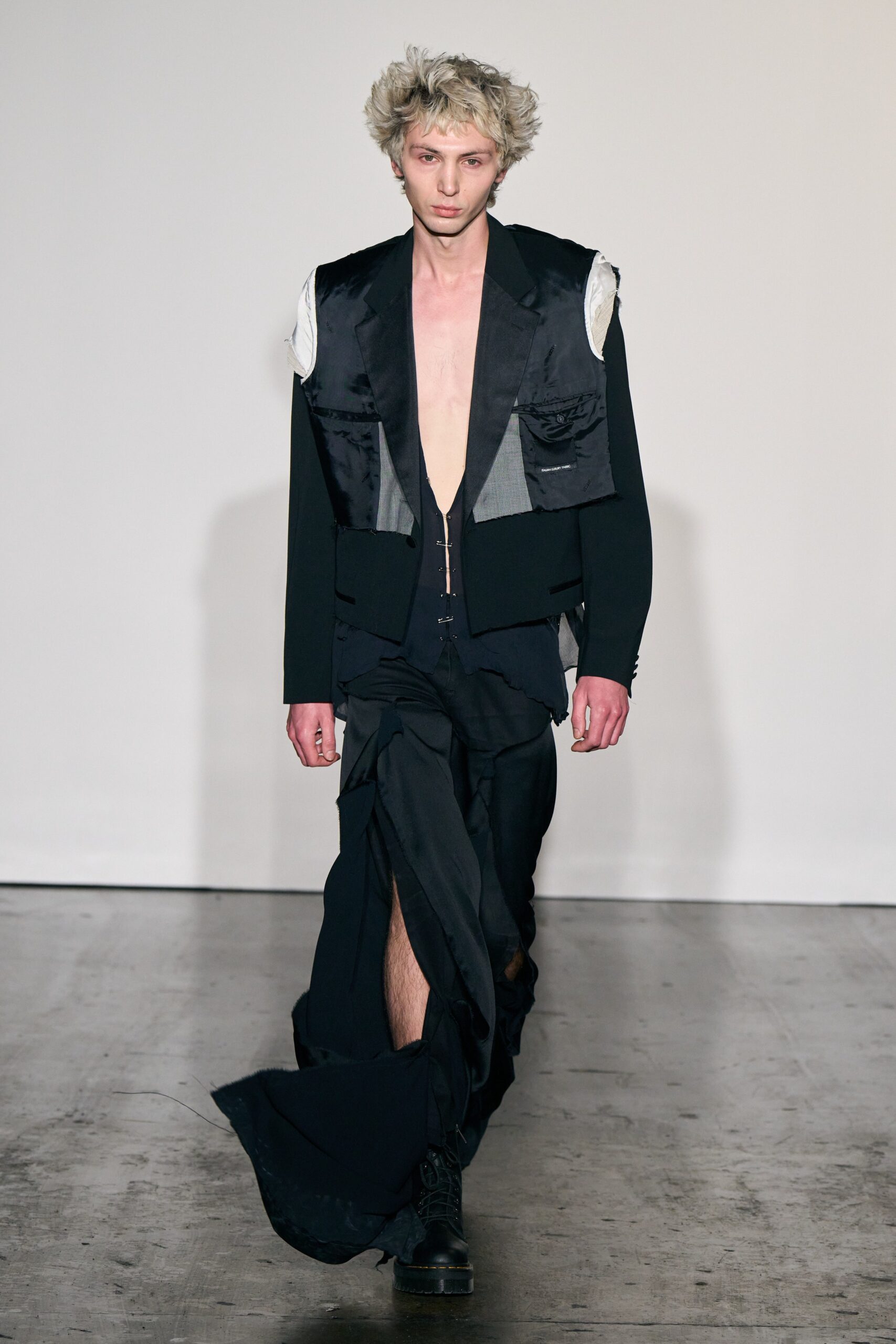 Fashion East F/W 22 Look 6