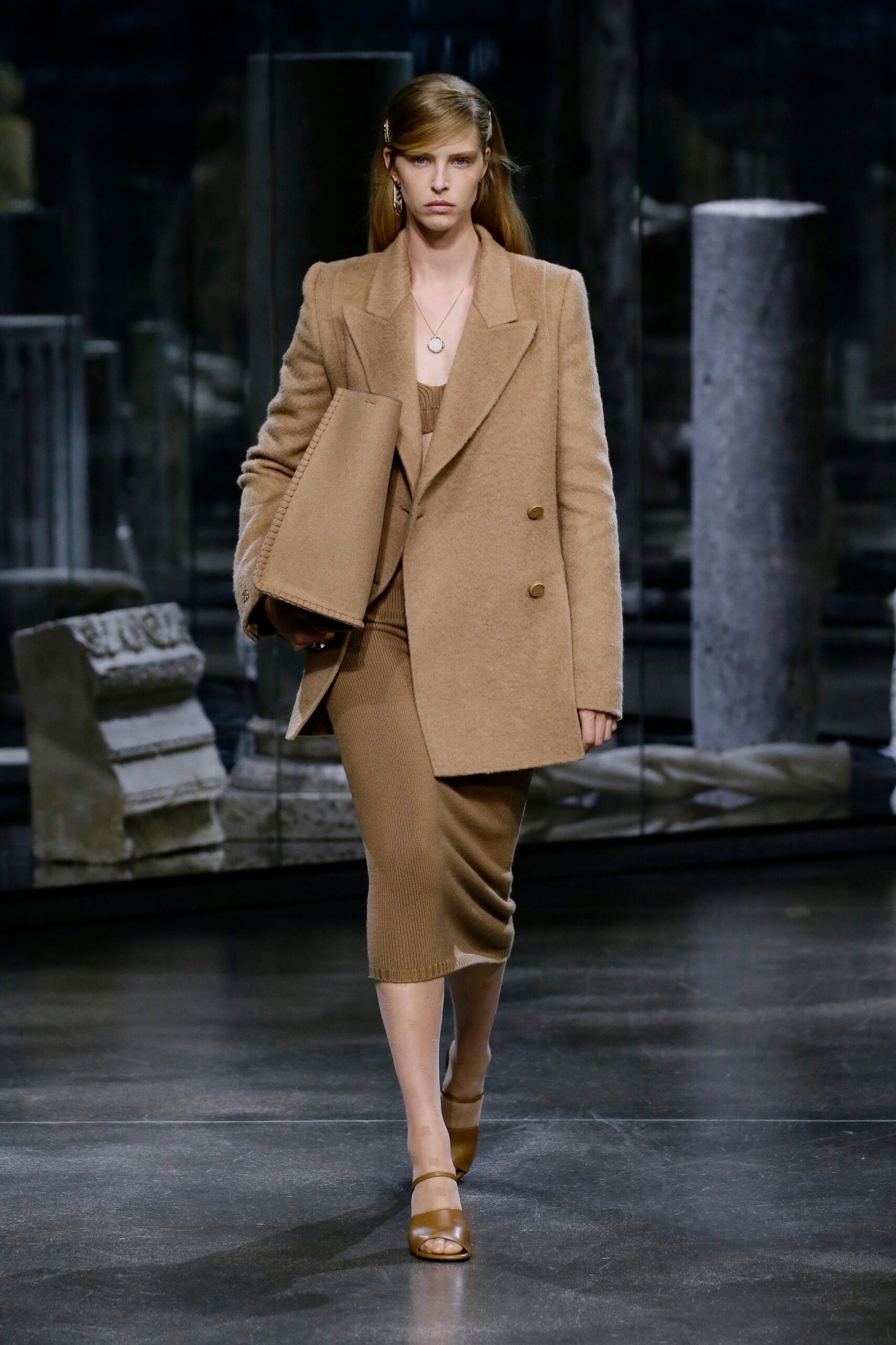 Fendi F/W 21 Look 6
