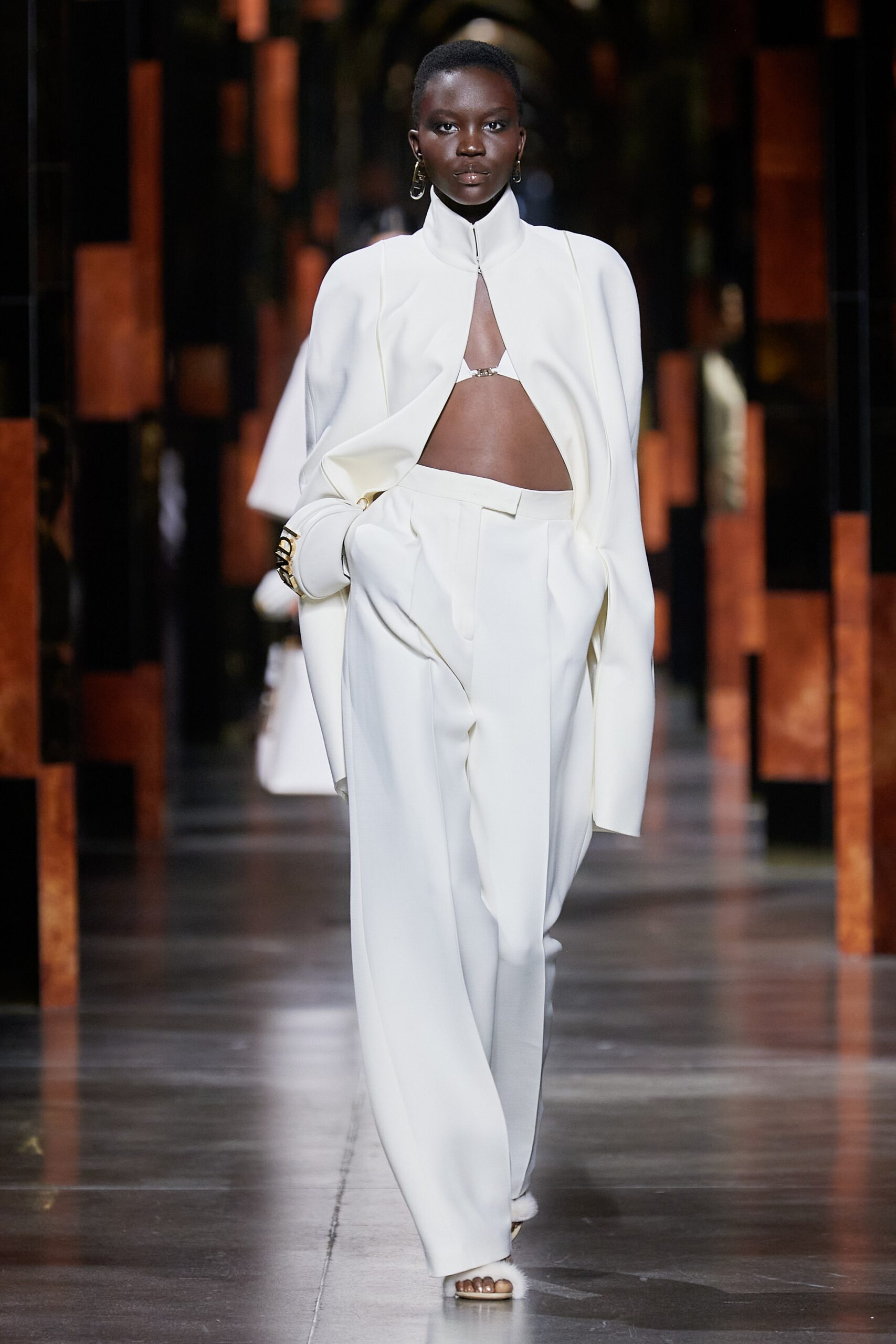 Fendi S/S 22 Look 6