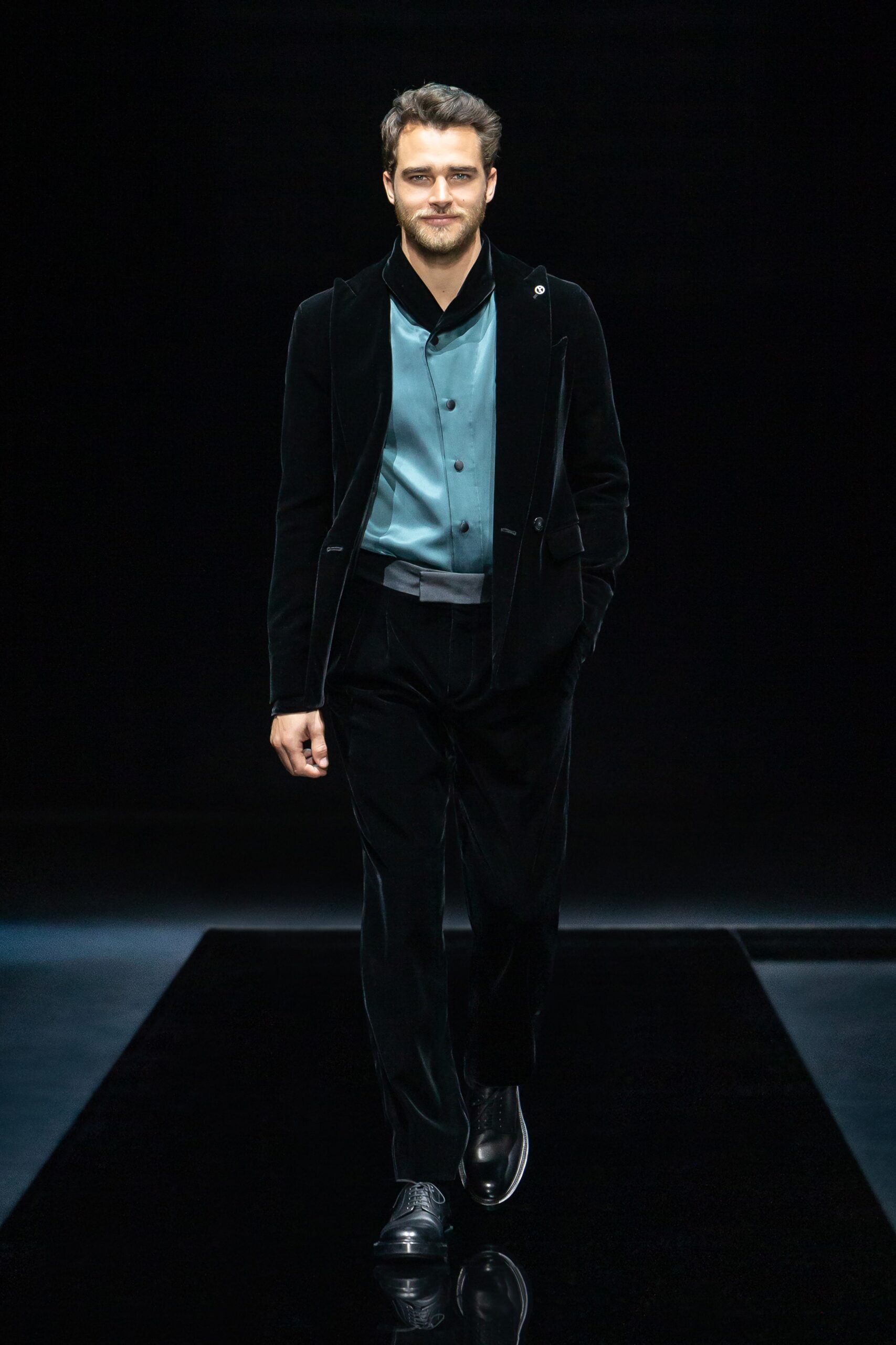 Giorgio Armani F/W 21 Look 6