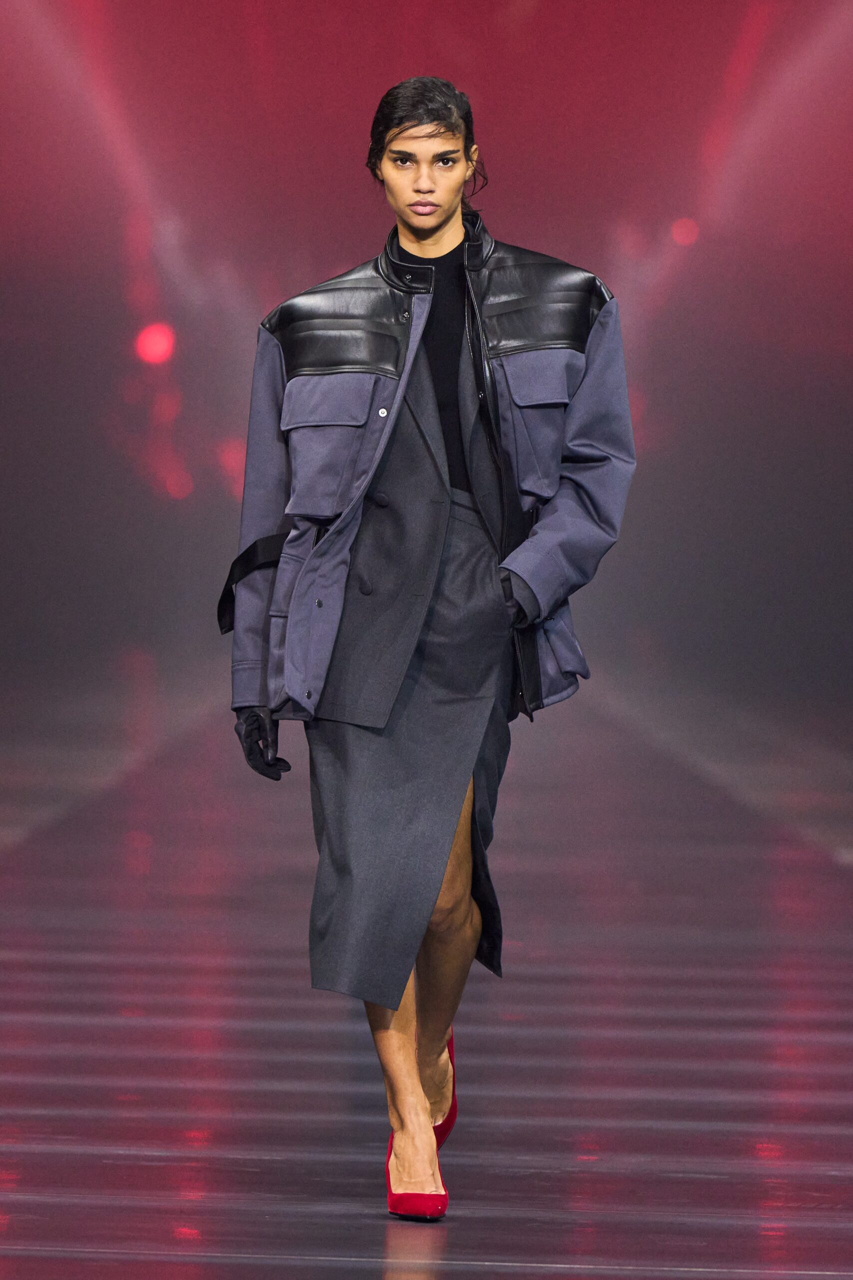 Ferrari F/W 22 Look 6