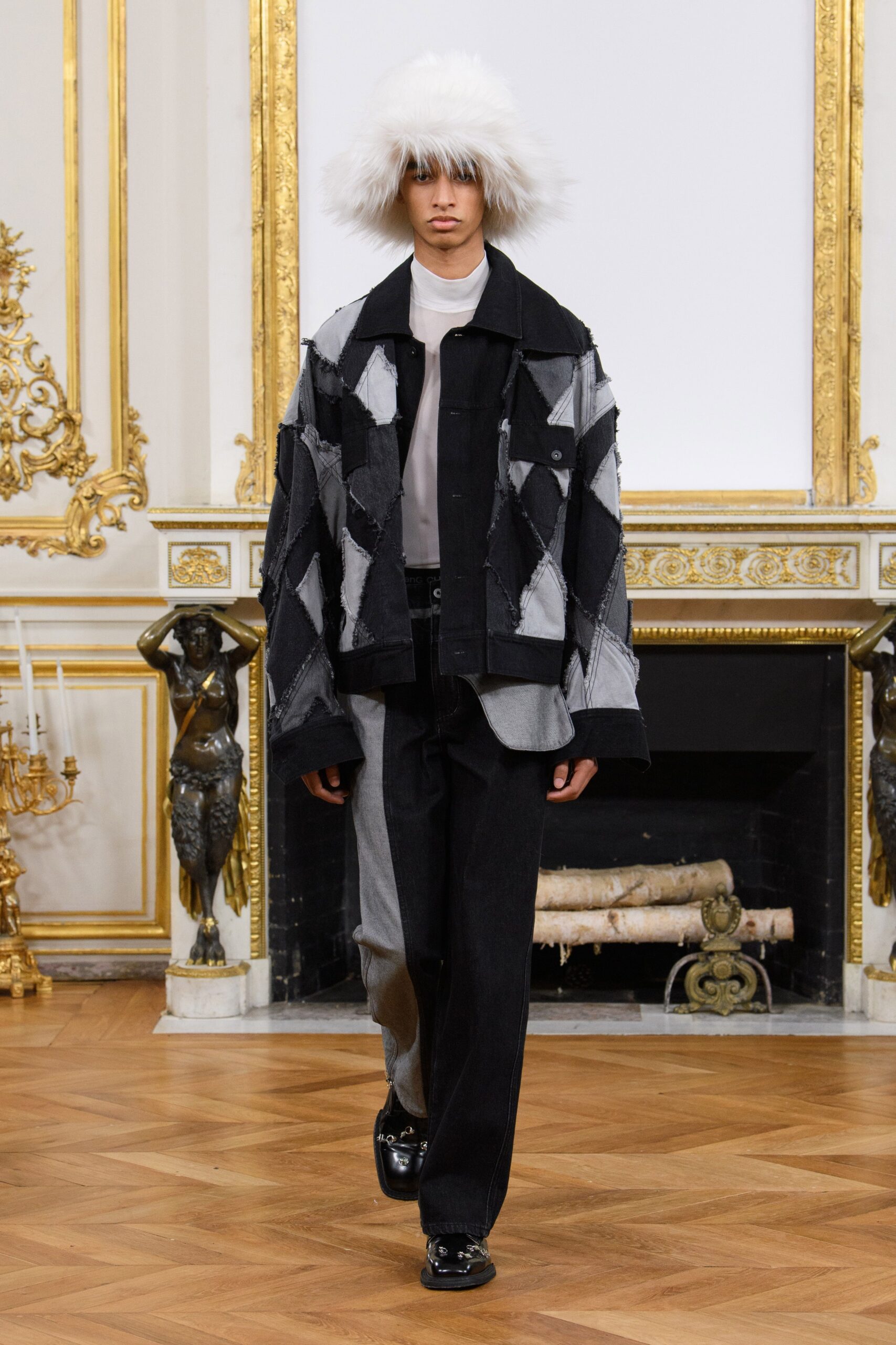 Feng Chen Wang F/W 23 Menswear Look 7