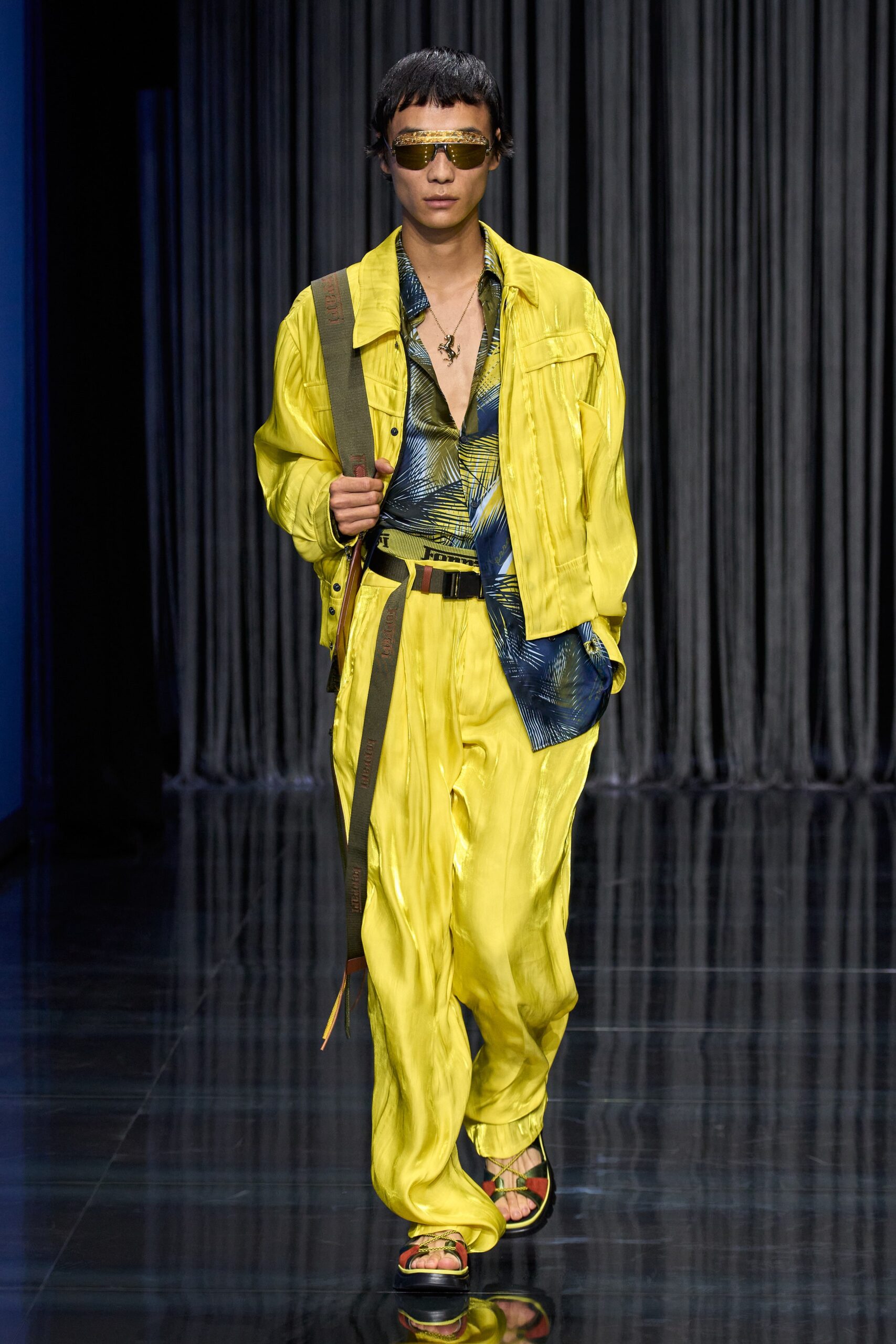 Ferrari S/S 23 Look 7