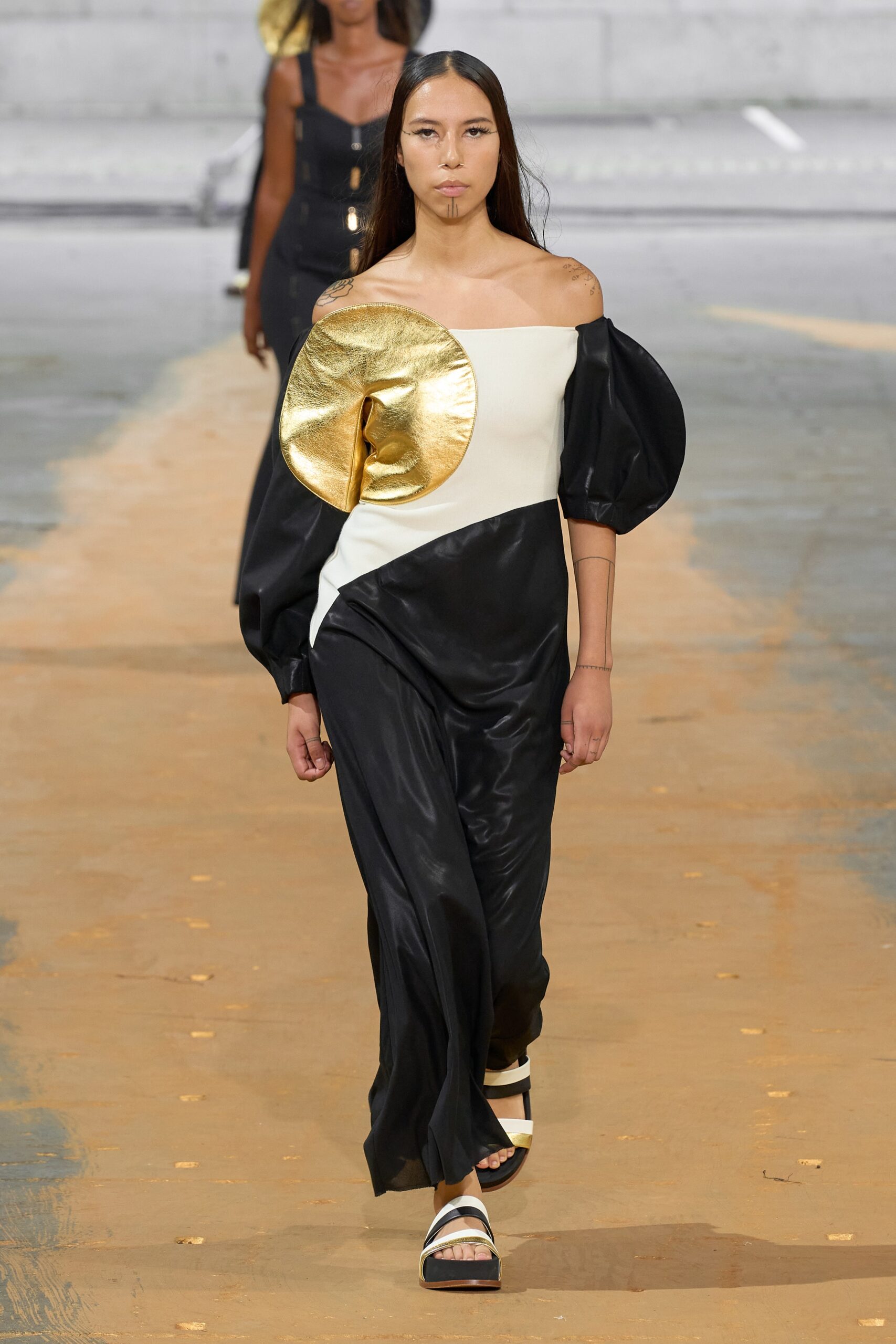 Gabriela Hearst S/S 23 Look 7
