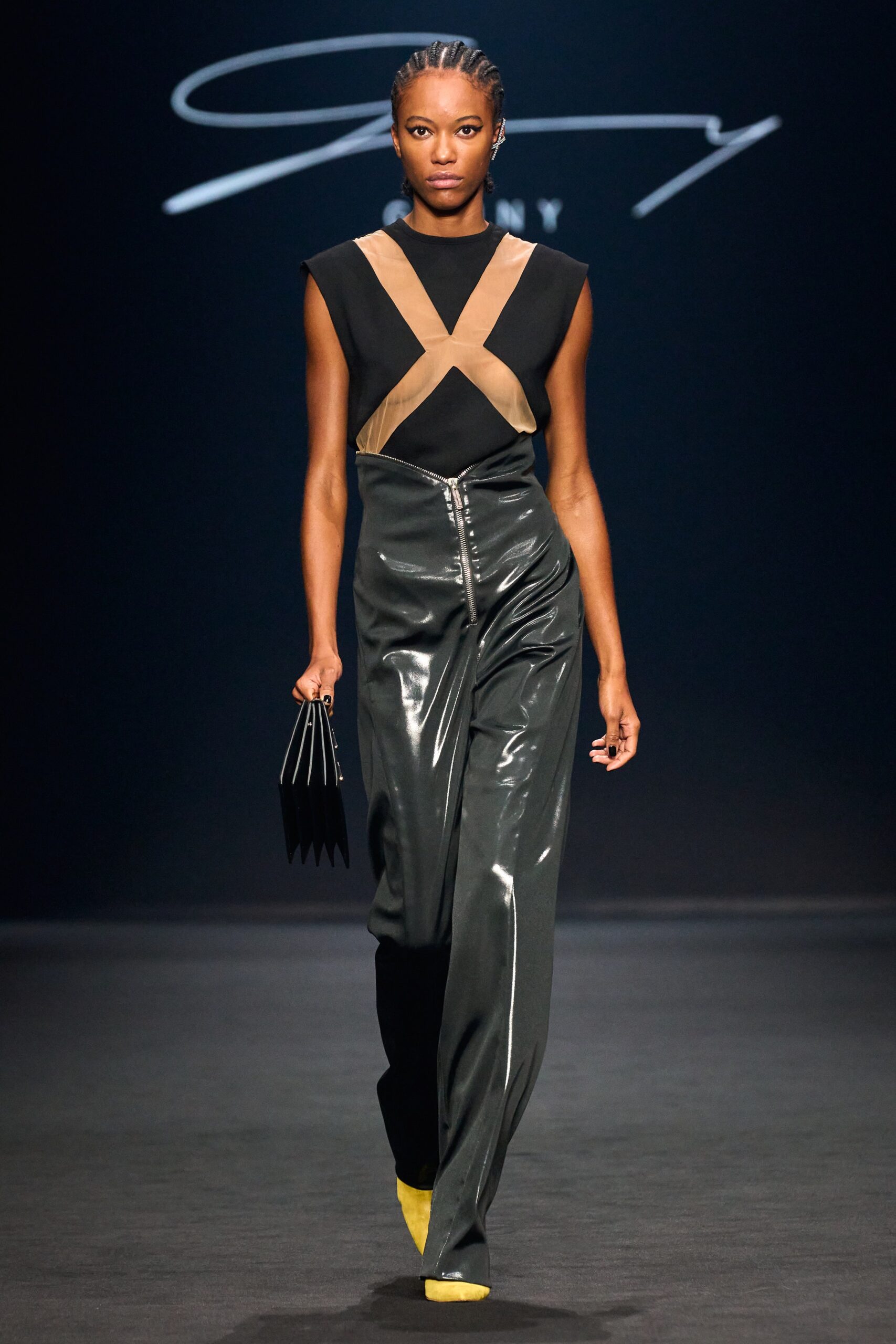 Genny F/W 23 Look 7