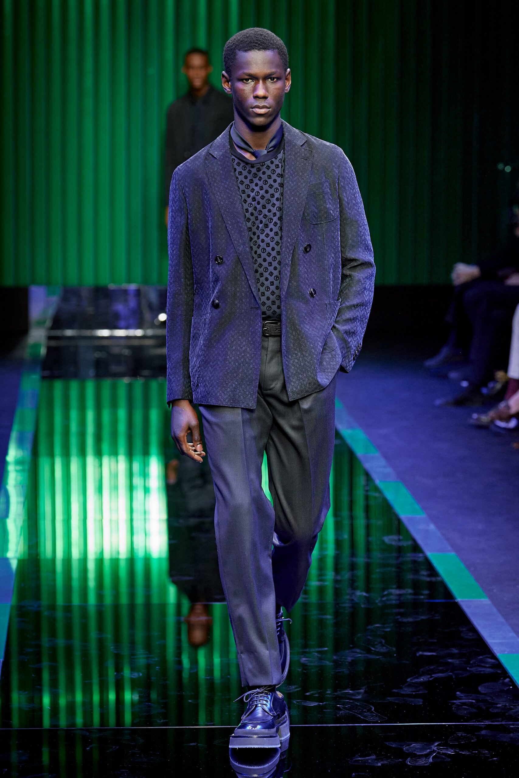 Giorgio Armani F/W 22 Look 7