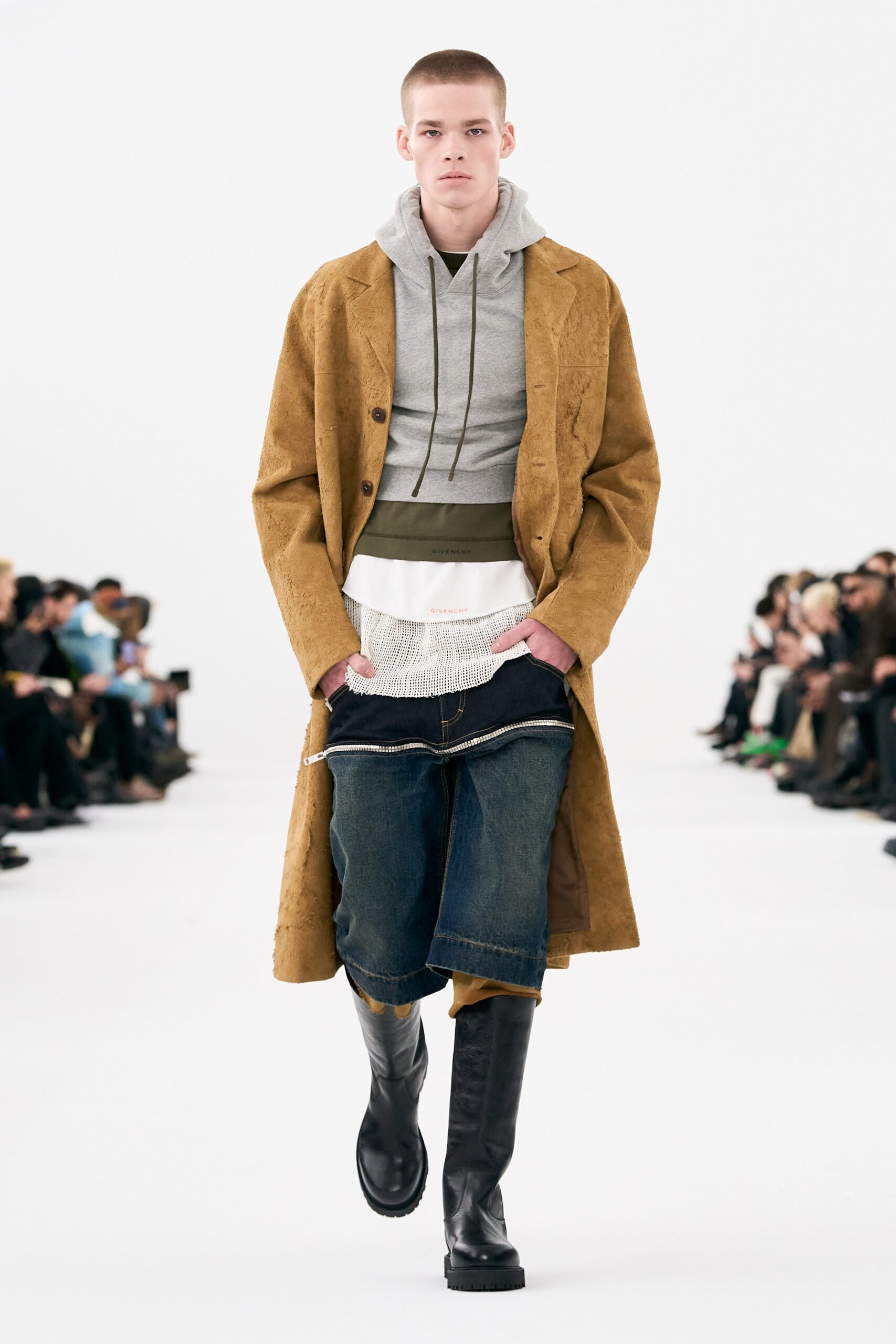 Givenchy F/W 23 Menswear Look 7