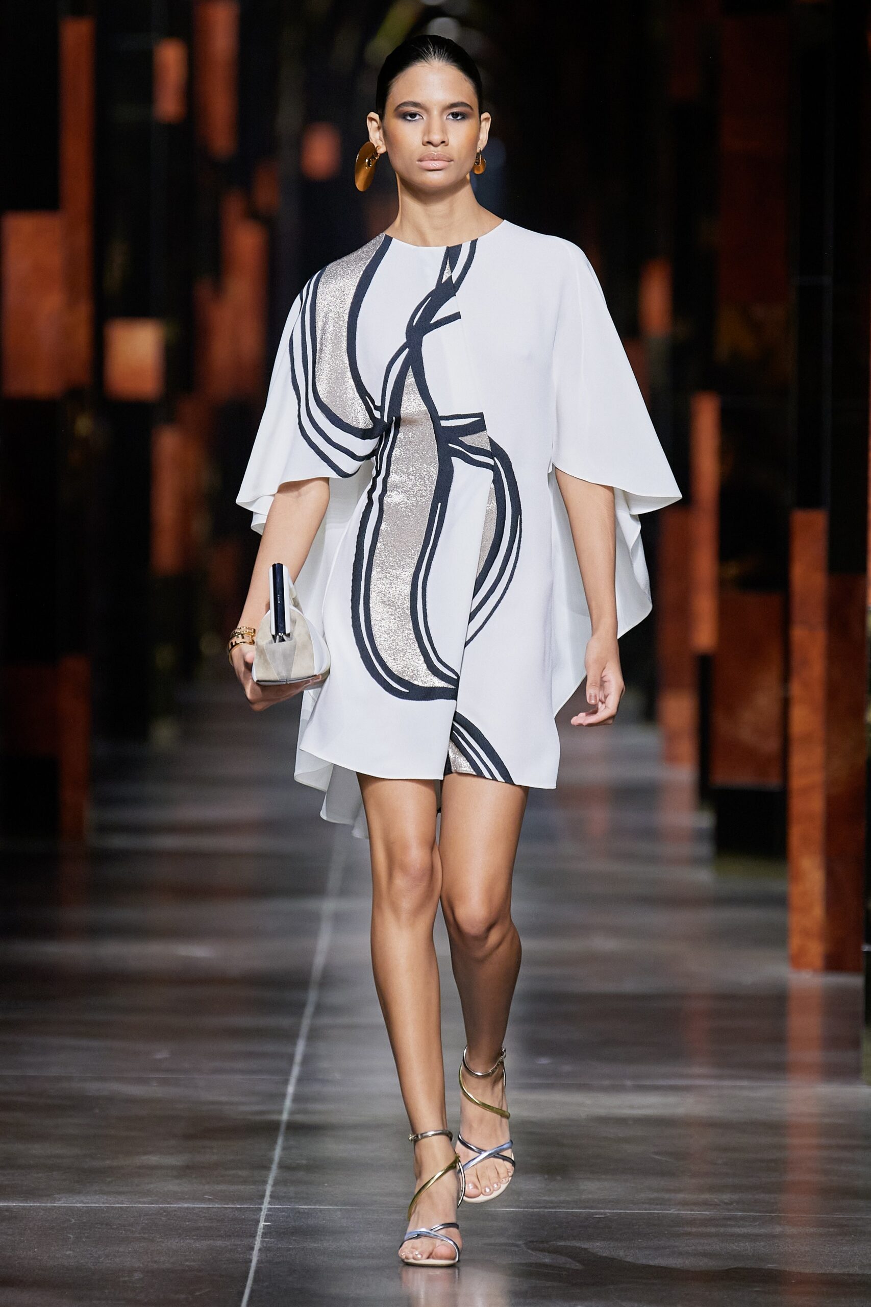 Fendi S/S 22 Look 8
