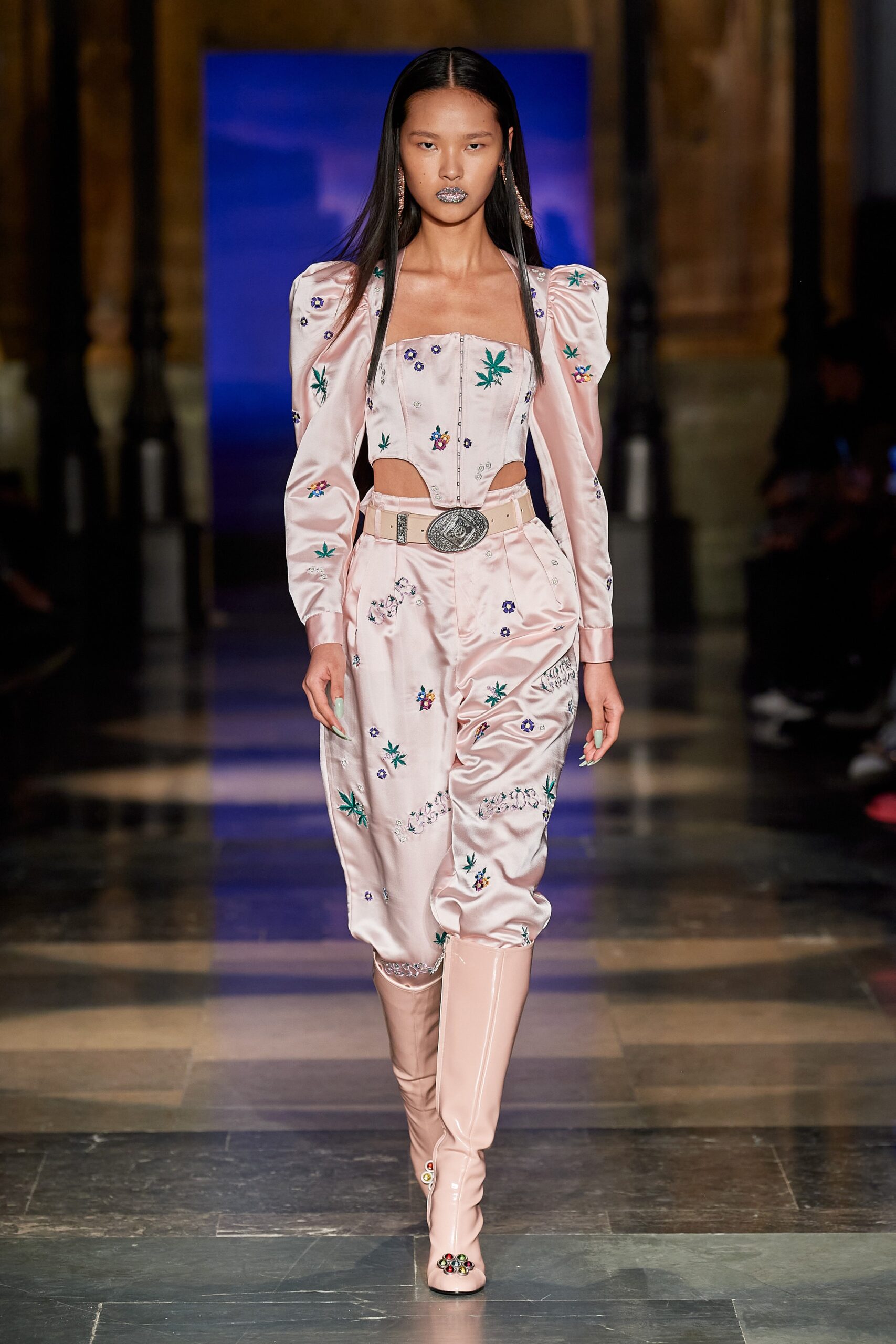 GCDS F/W 20 Look 8