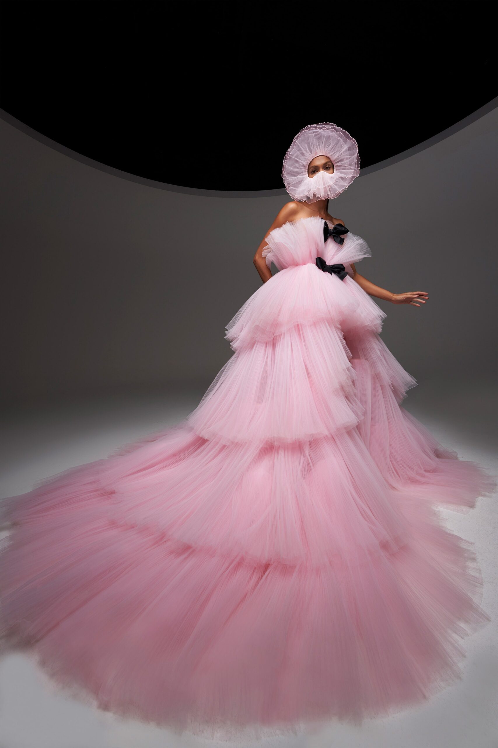 Giambattista Valli F/W 20 Couture Look 8