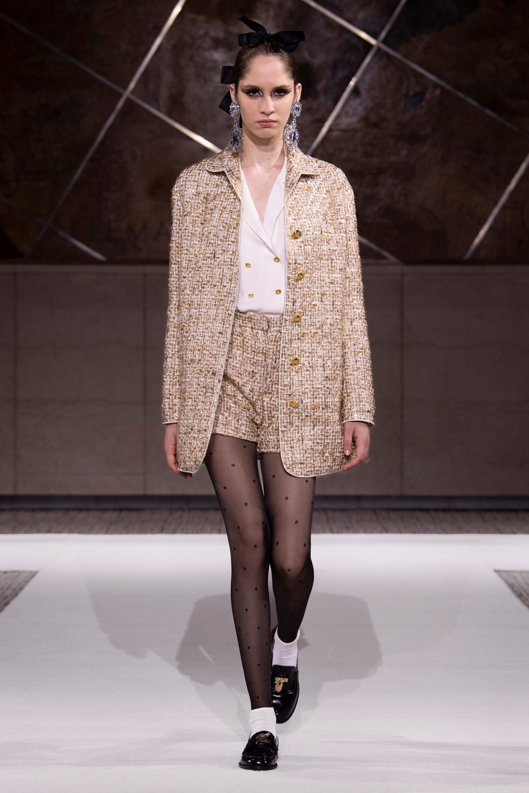 Giambattista Valli F/W 22 Look 8