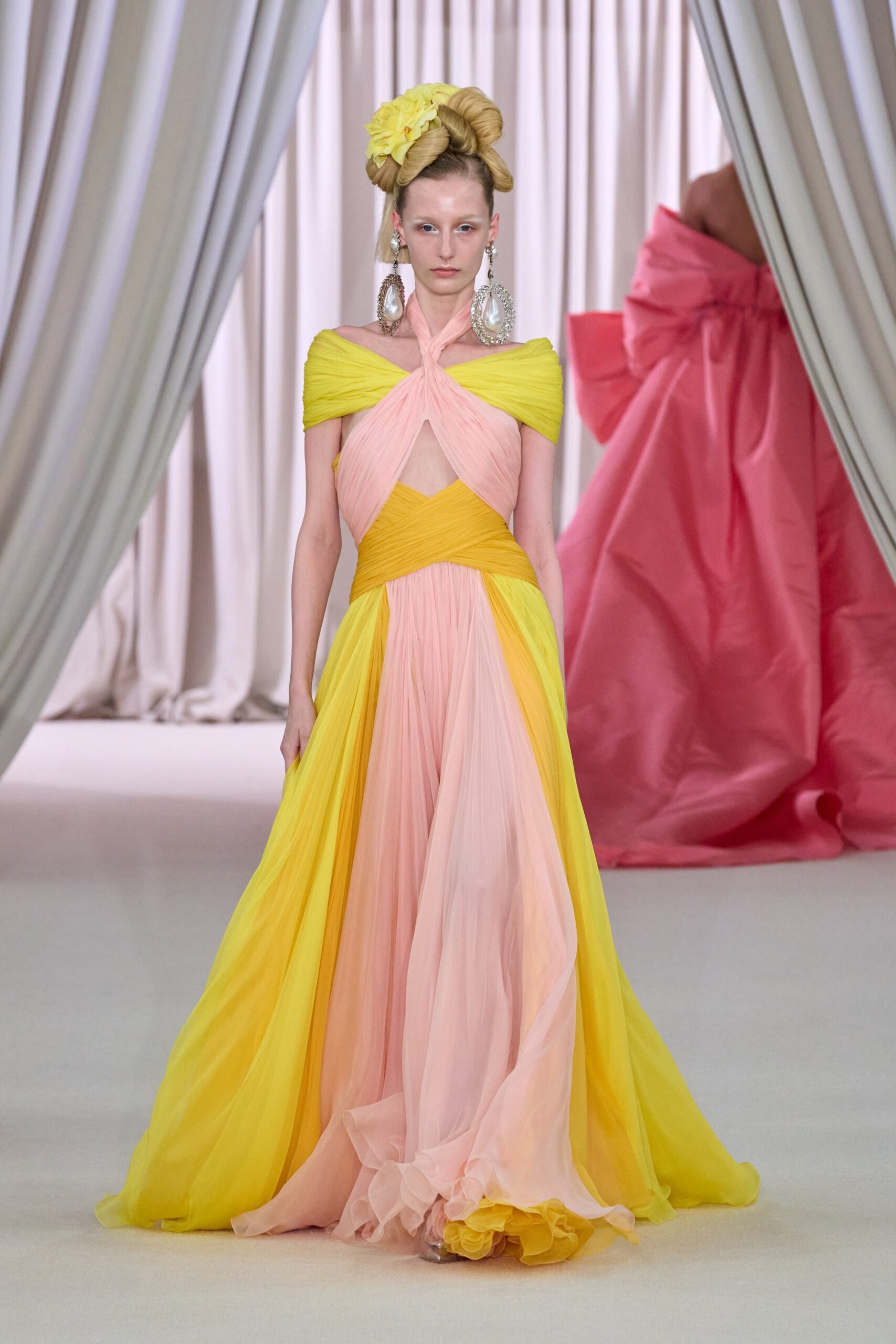 Giambattista Valli S/S 23 Couture Look 8
