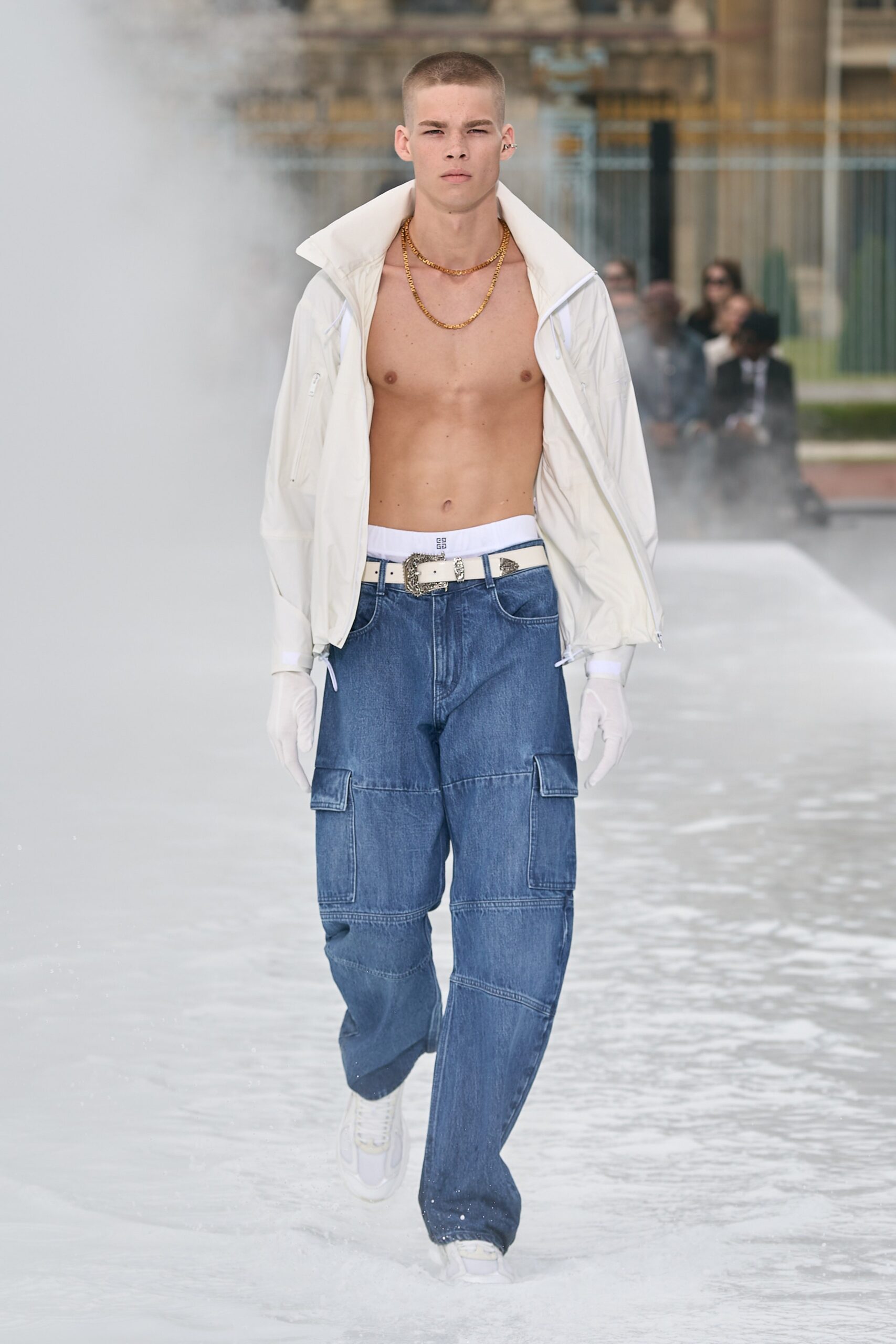 Givenchy S/S 23 Menswear Look 8