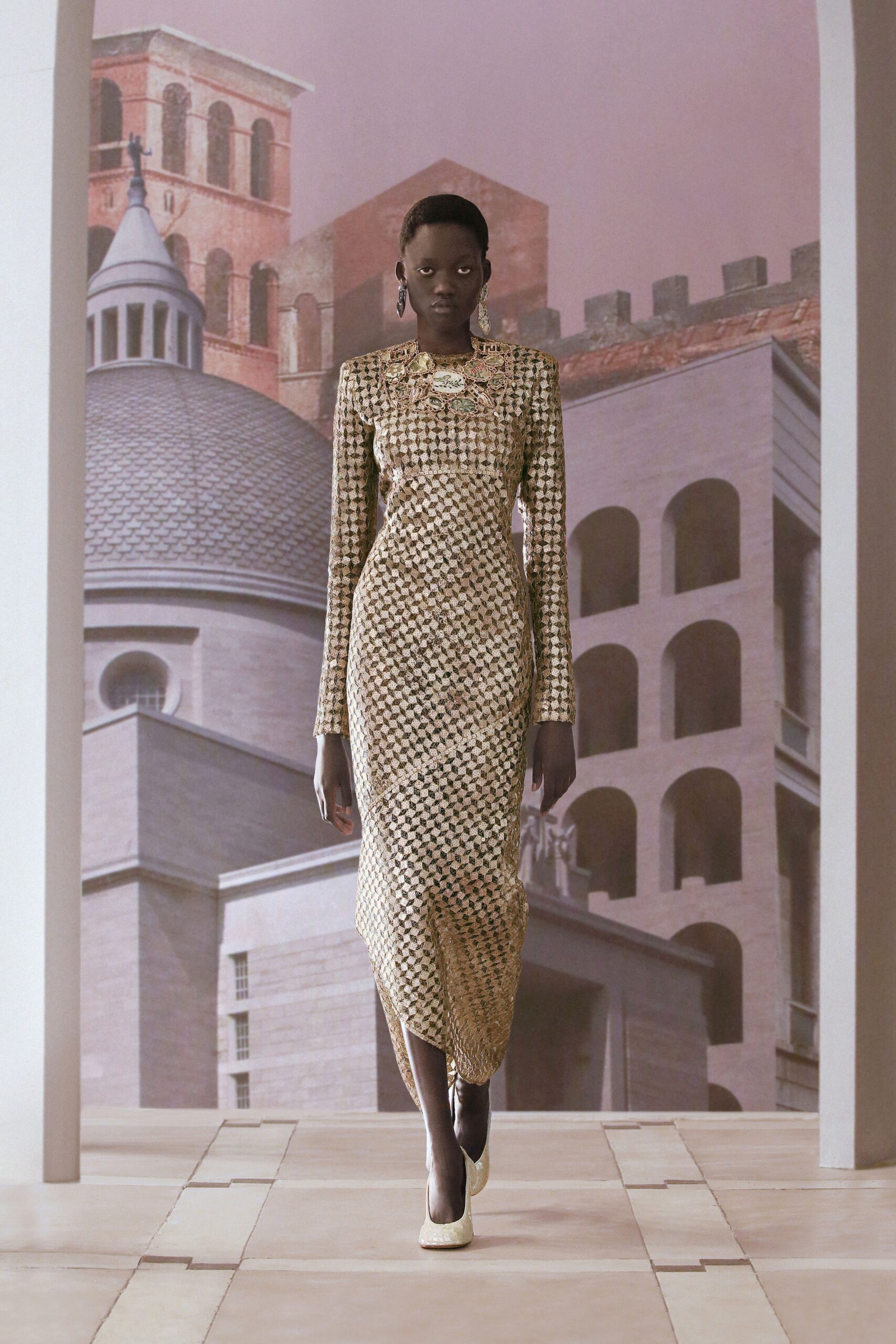 Fendi F/W 21 Couture Look 9