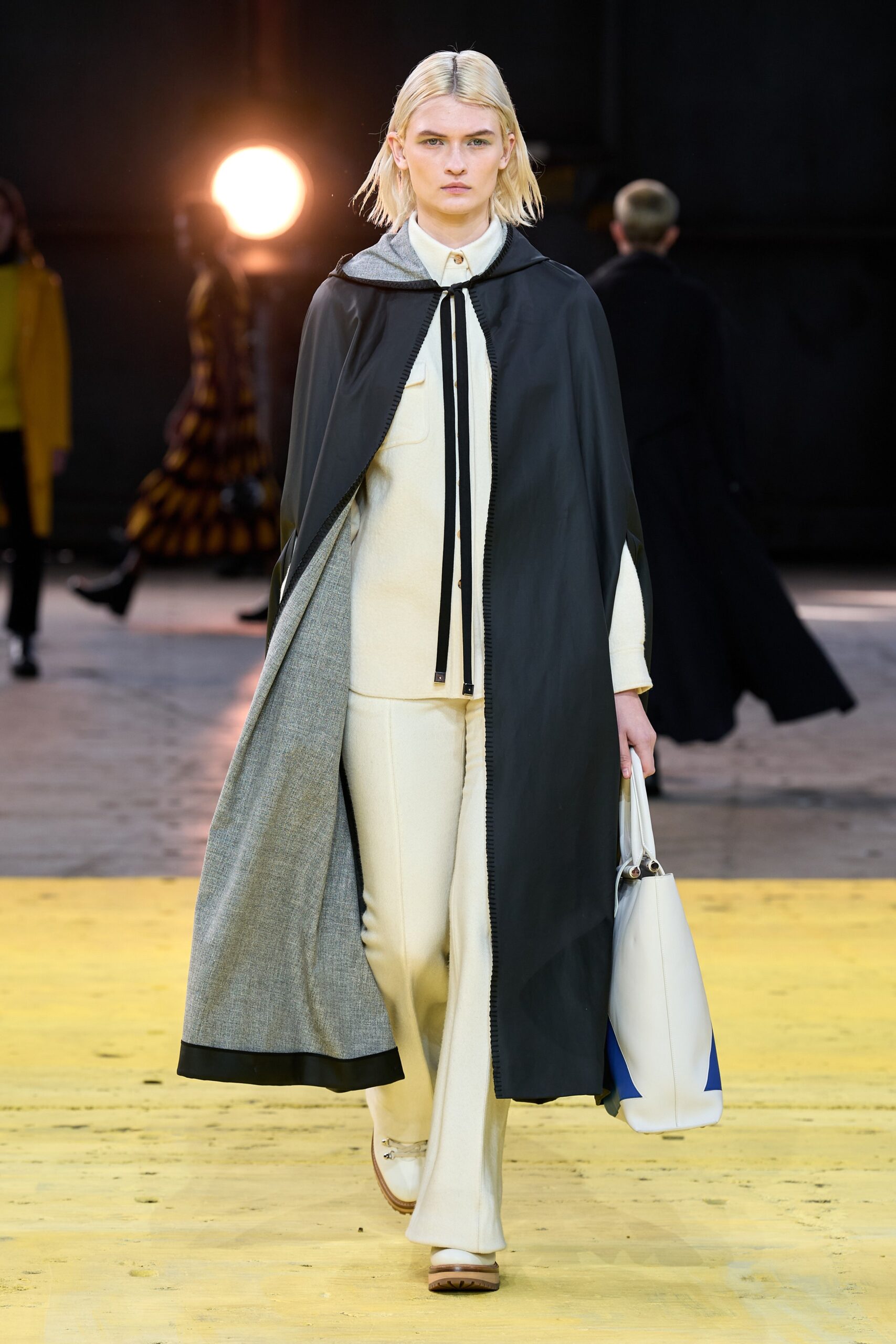 Gabriela Hearst F/W 22 Look 9