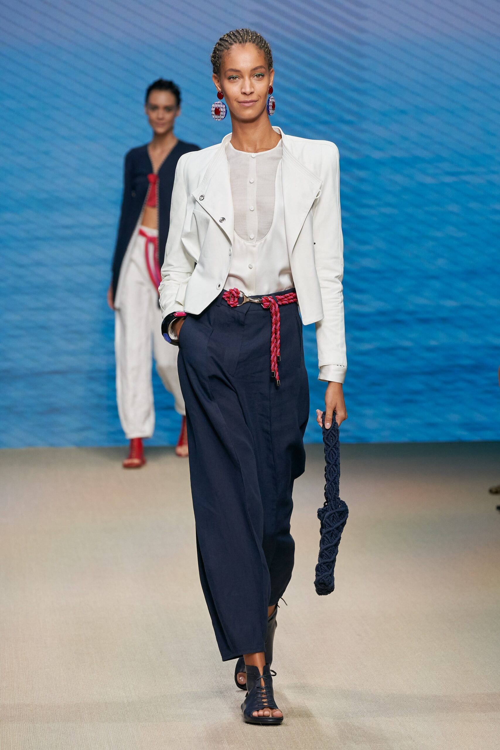 Giorgio Armani S/S 22 Look 9