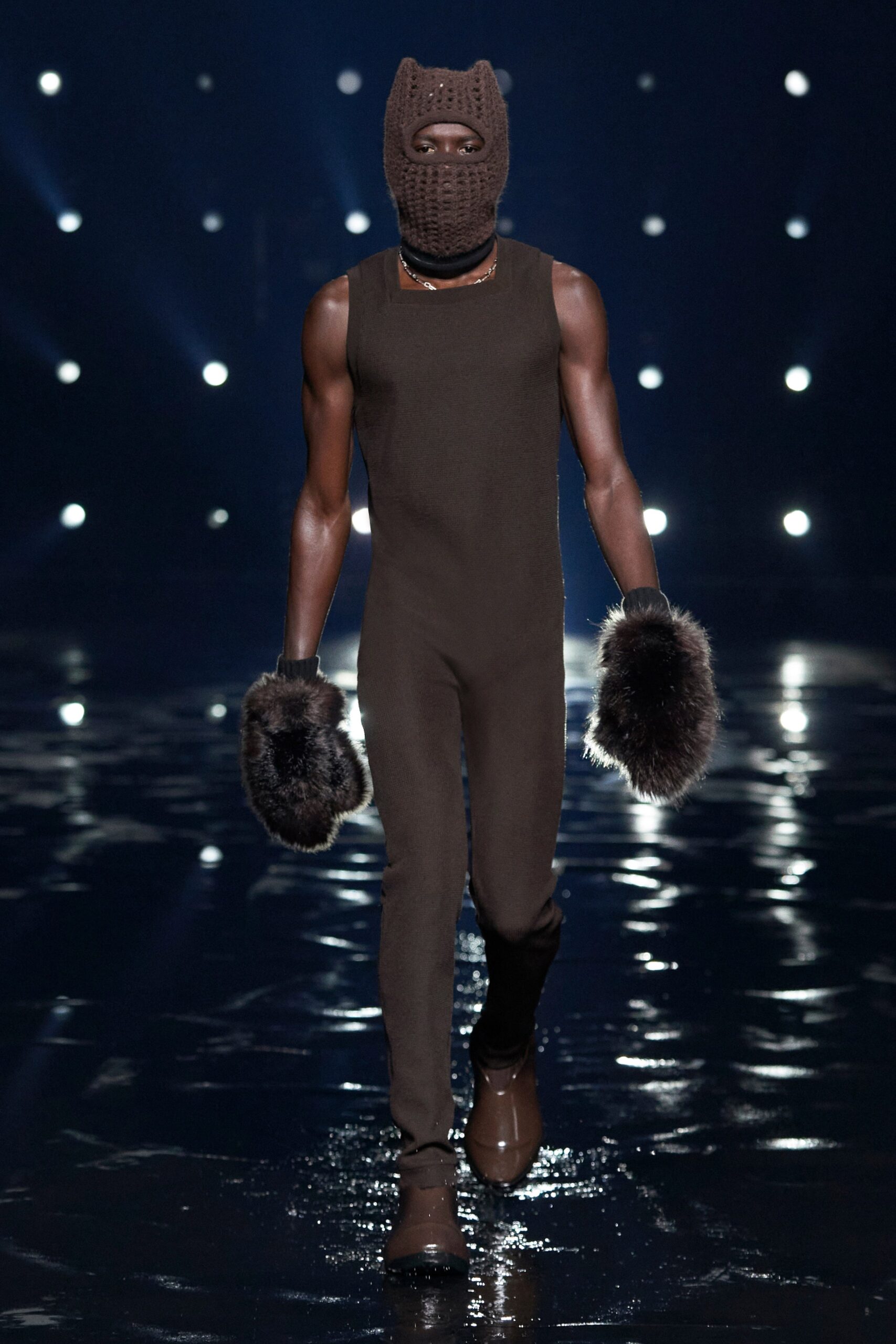 Givenchy F/W 21 Look 9