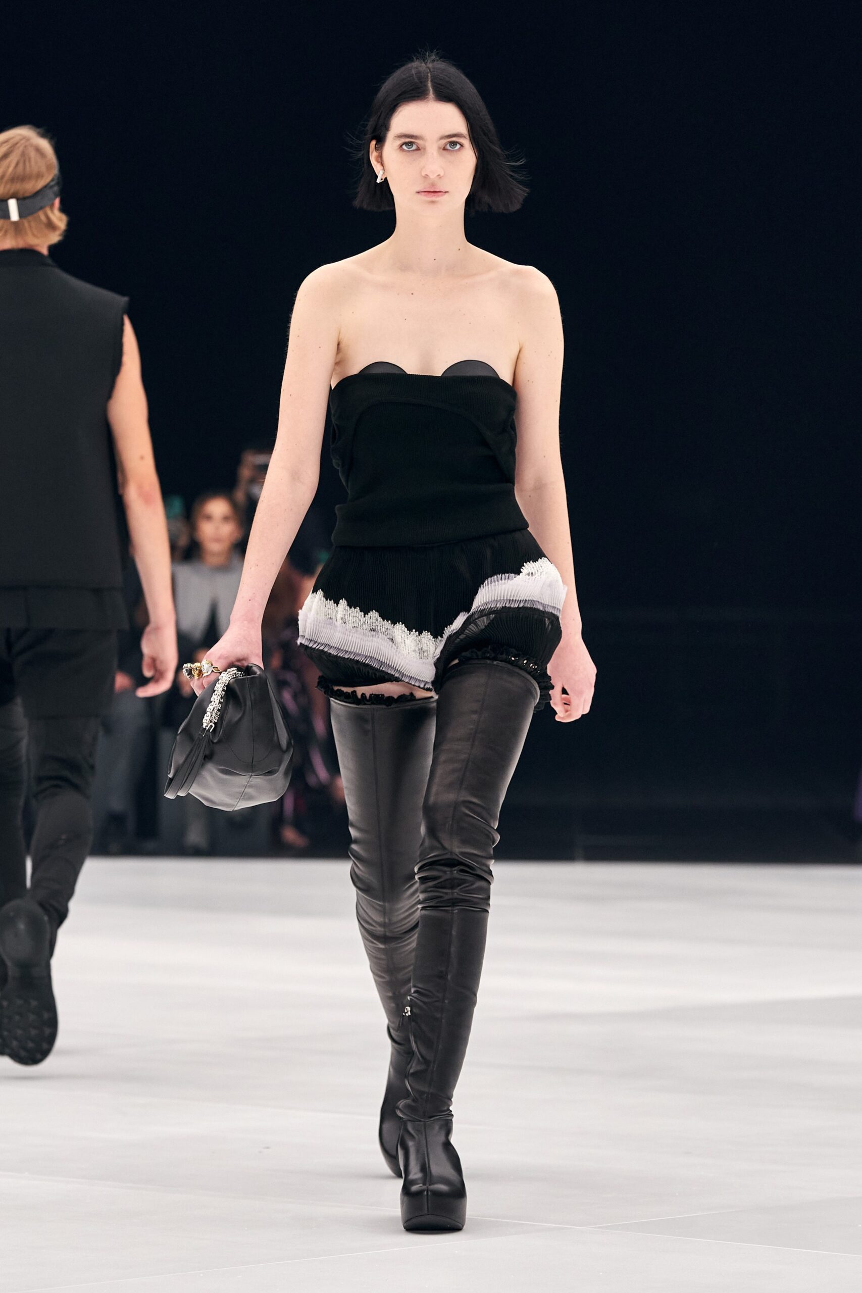 Givenchy S/S 22 Look 9