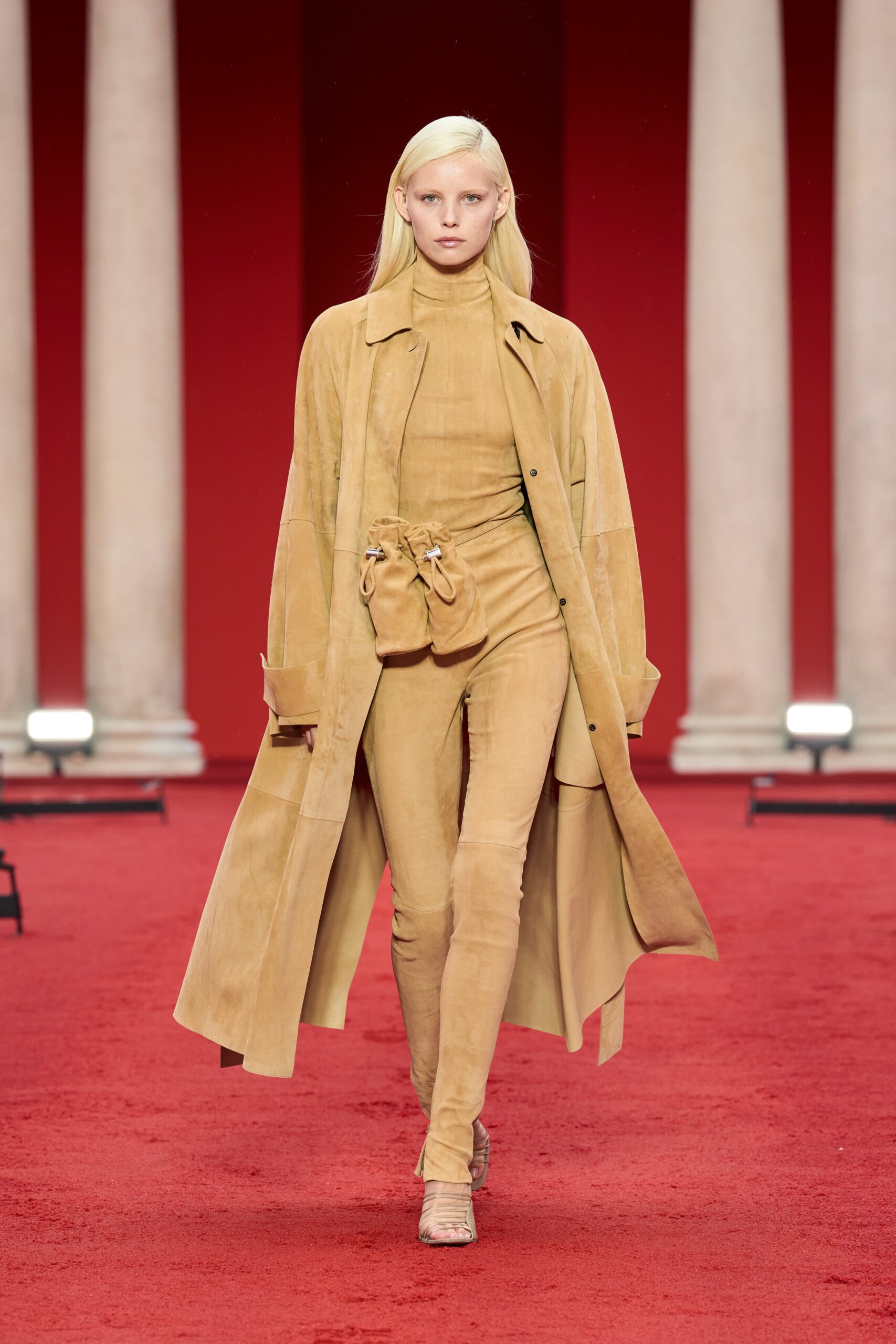 Ferragamo S/S 23 Look 9