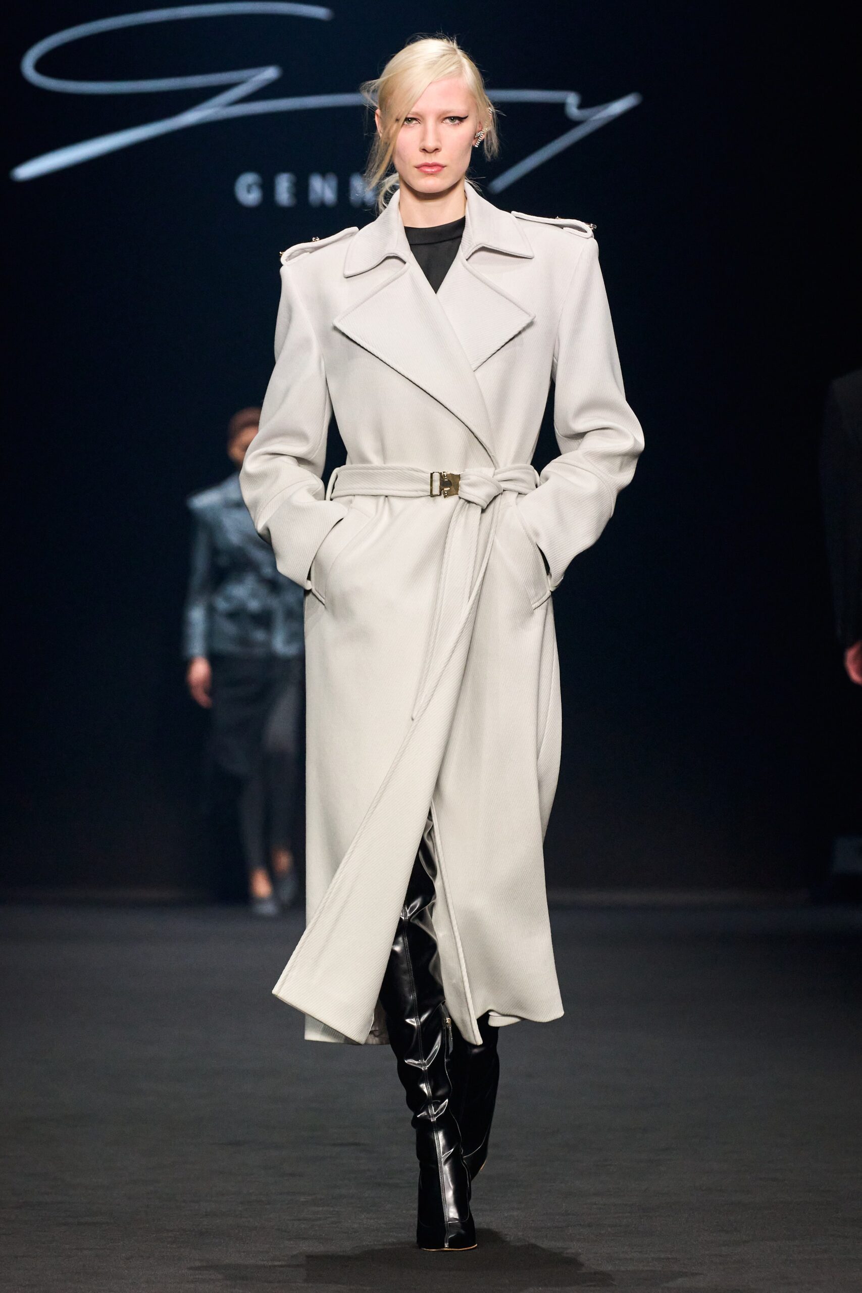Genny F/W 23 Look 9
