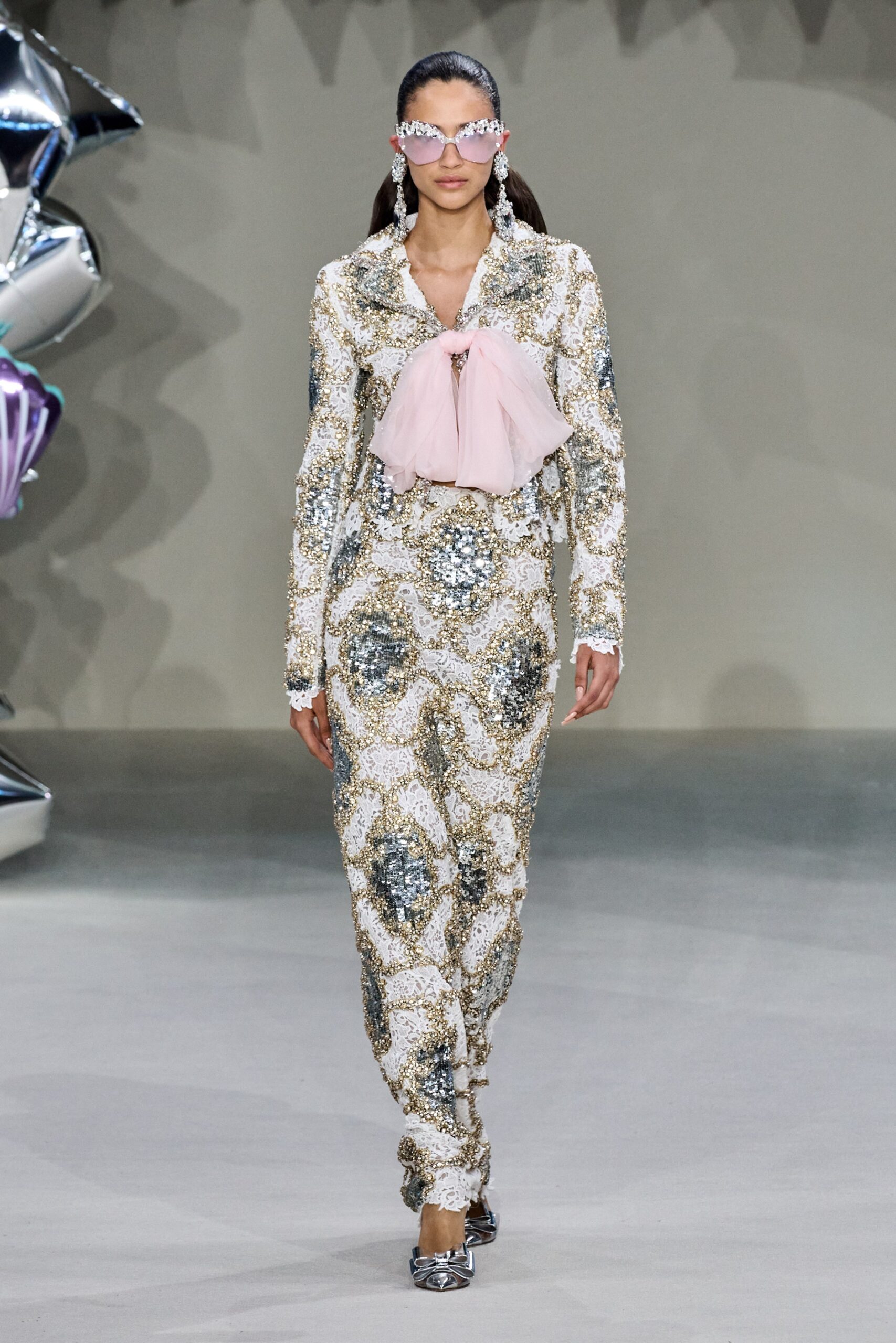 Giambattista Valli F/W 22 Couture Look 9