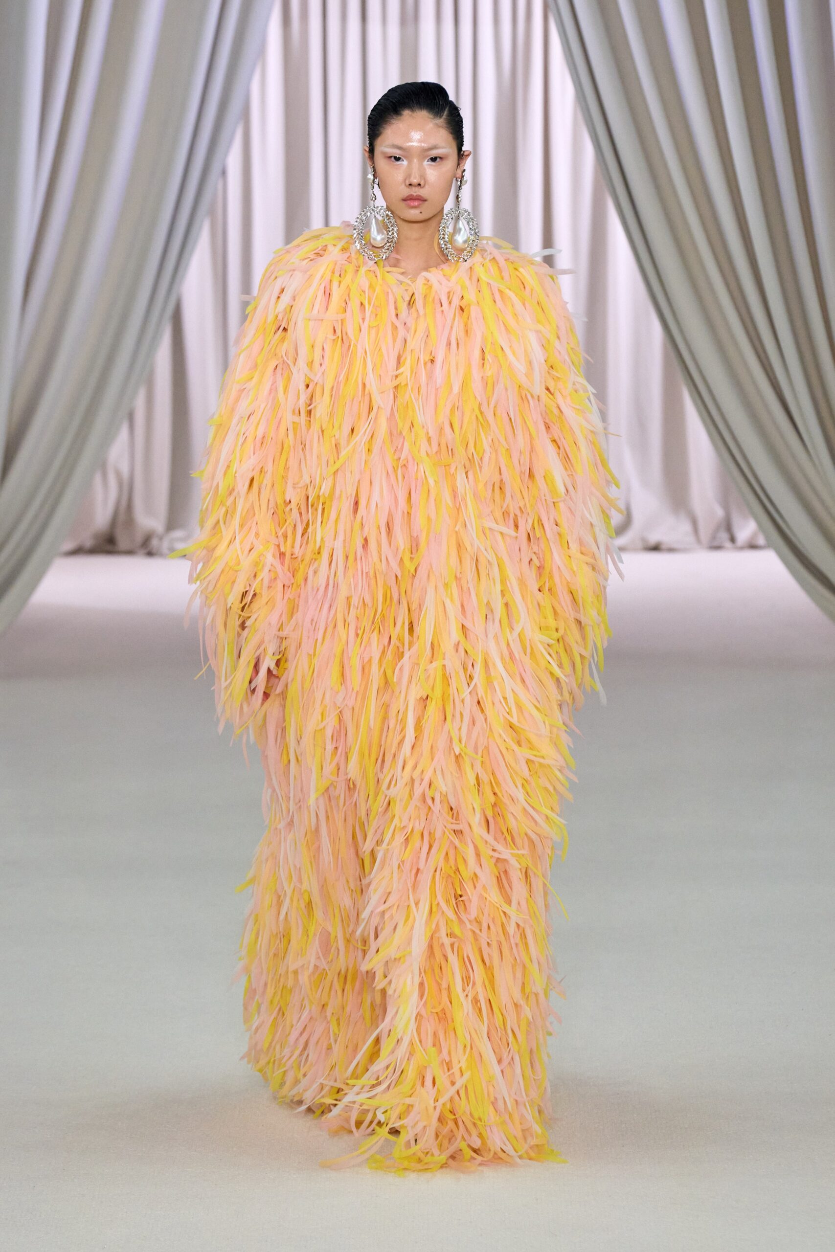 Giambattista Valli S/S 23 Couture Look 9