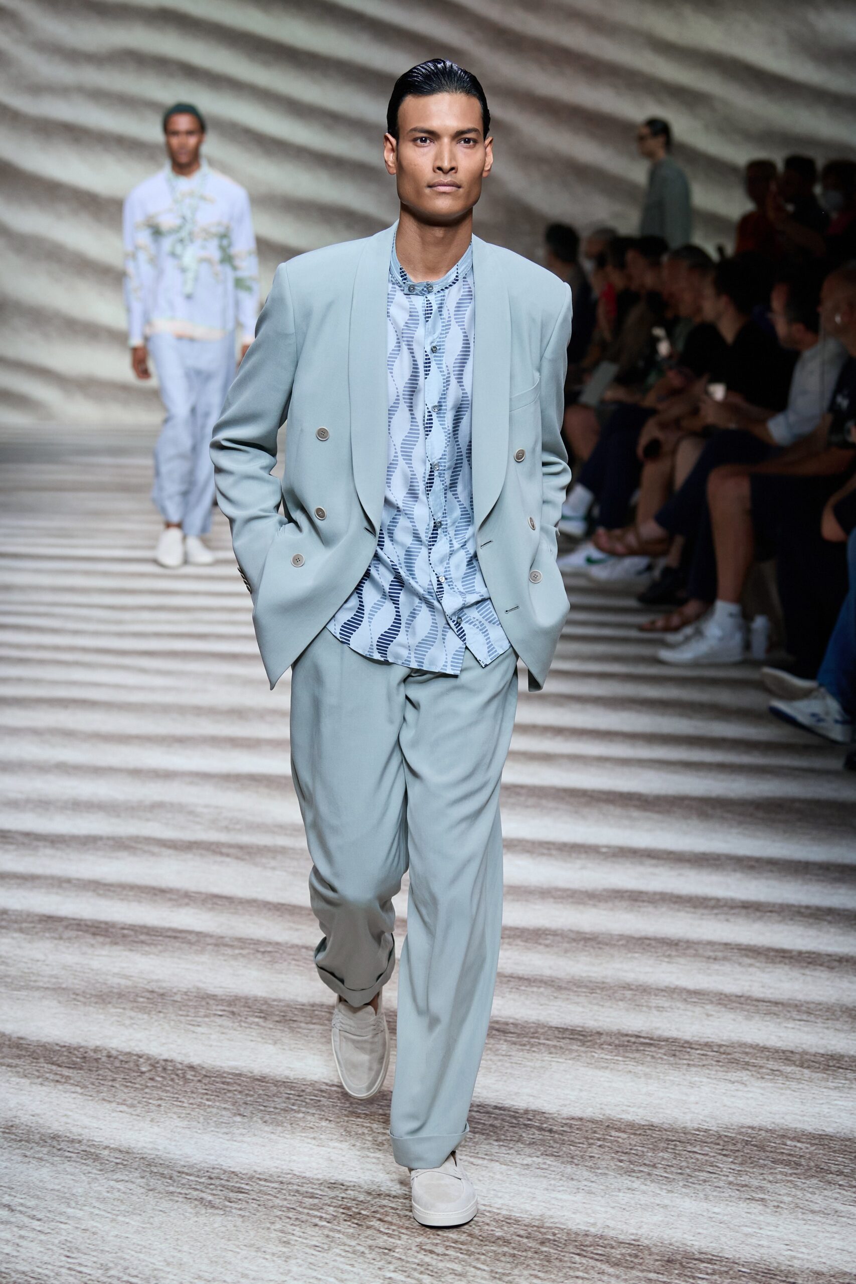 Giorgio Armani S/S 23 Menswear Look 9