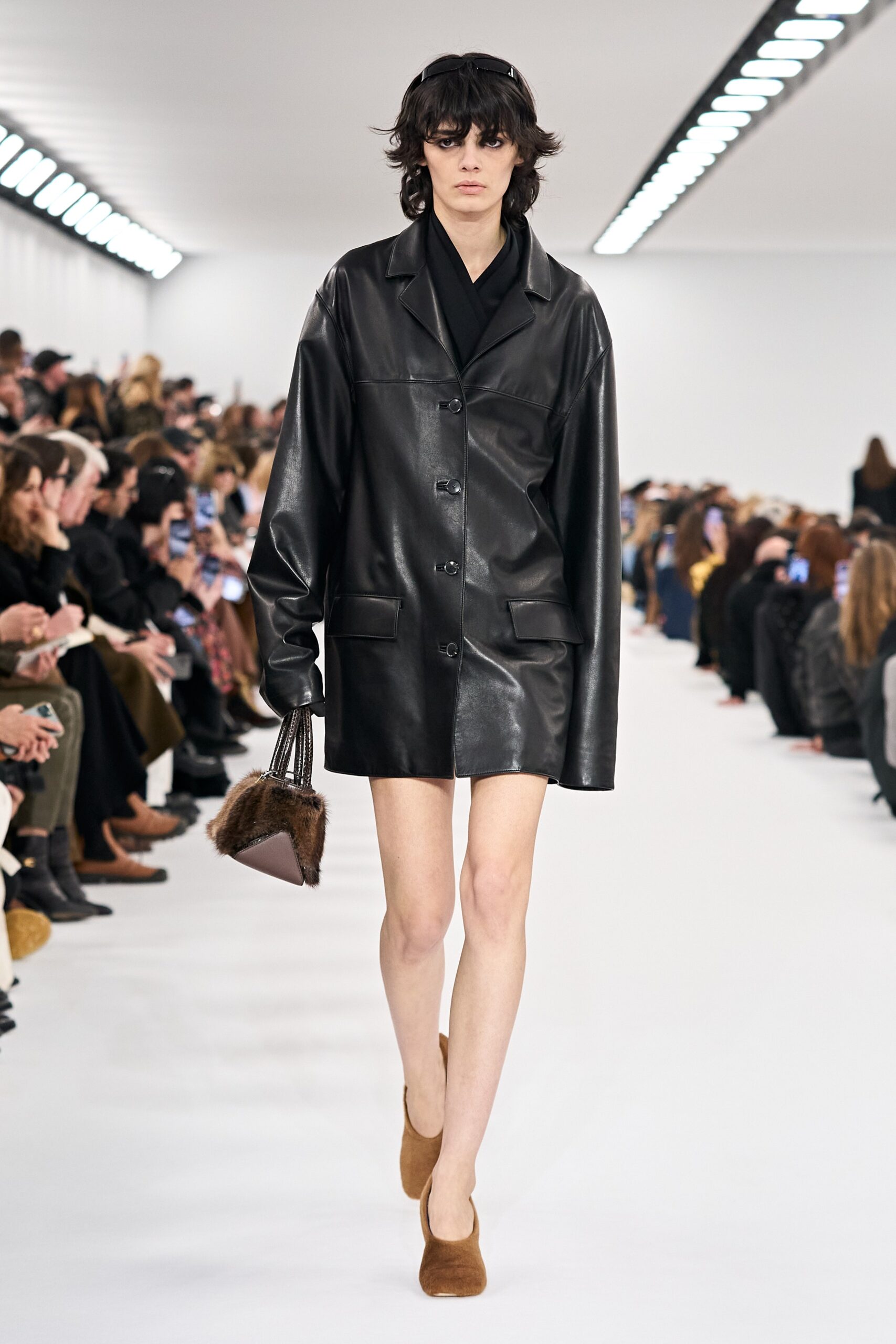 Givenchy F/W 23 Look 9