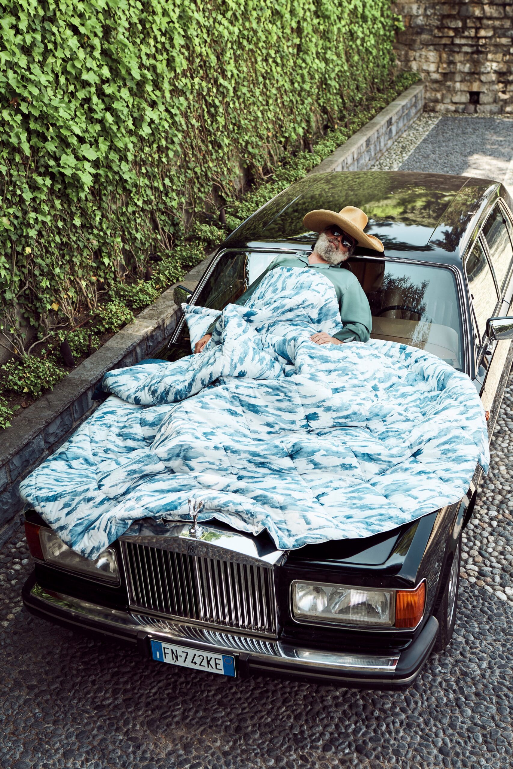 For Restless Sleepers Resort 22 Look 10