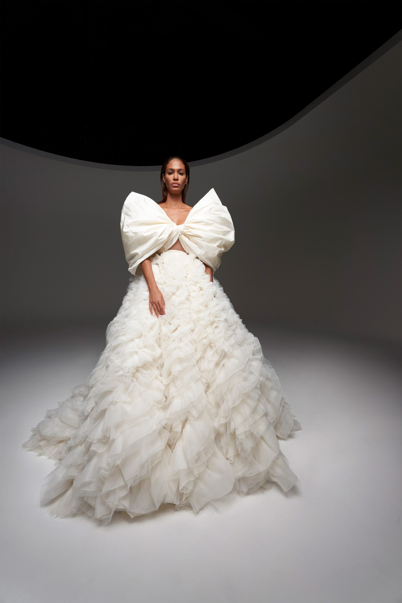 Giambattista Valli F/W 20 Couture Look 10