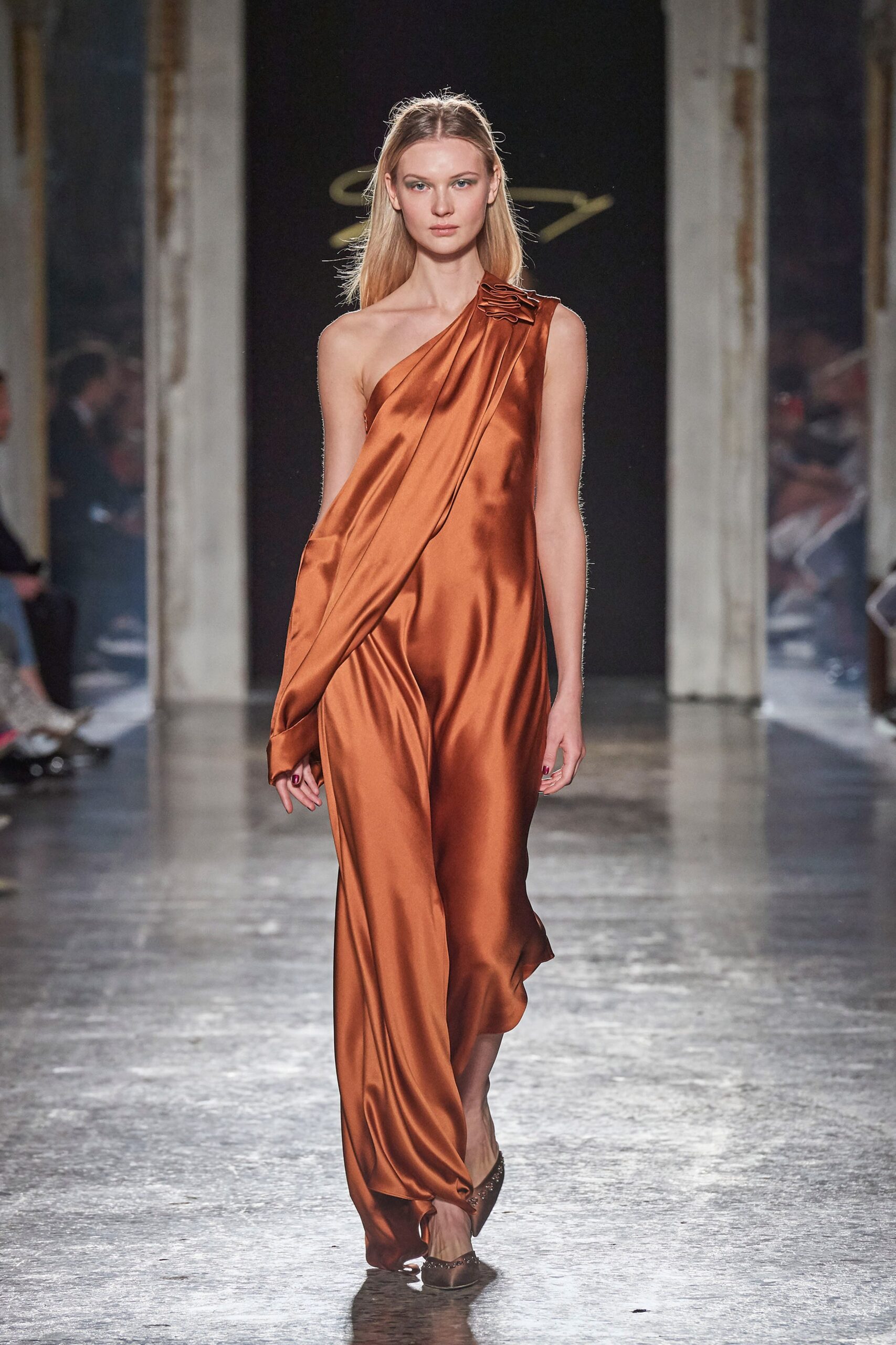 Genny F/W 20 Look 10