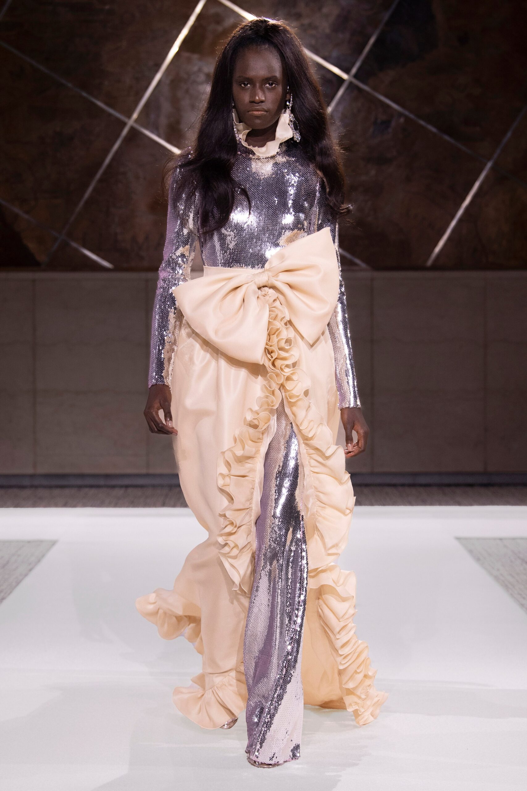 Giambattista Valli S/S 22 Couture Look 10