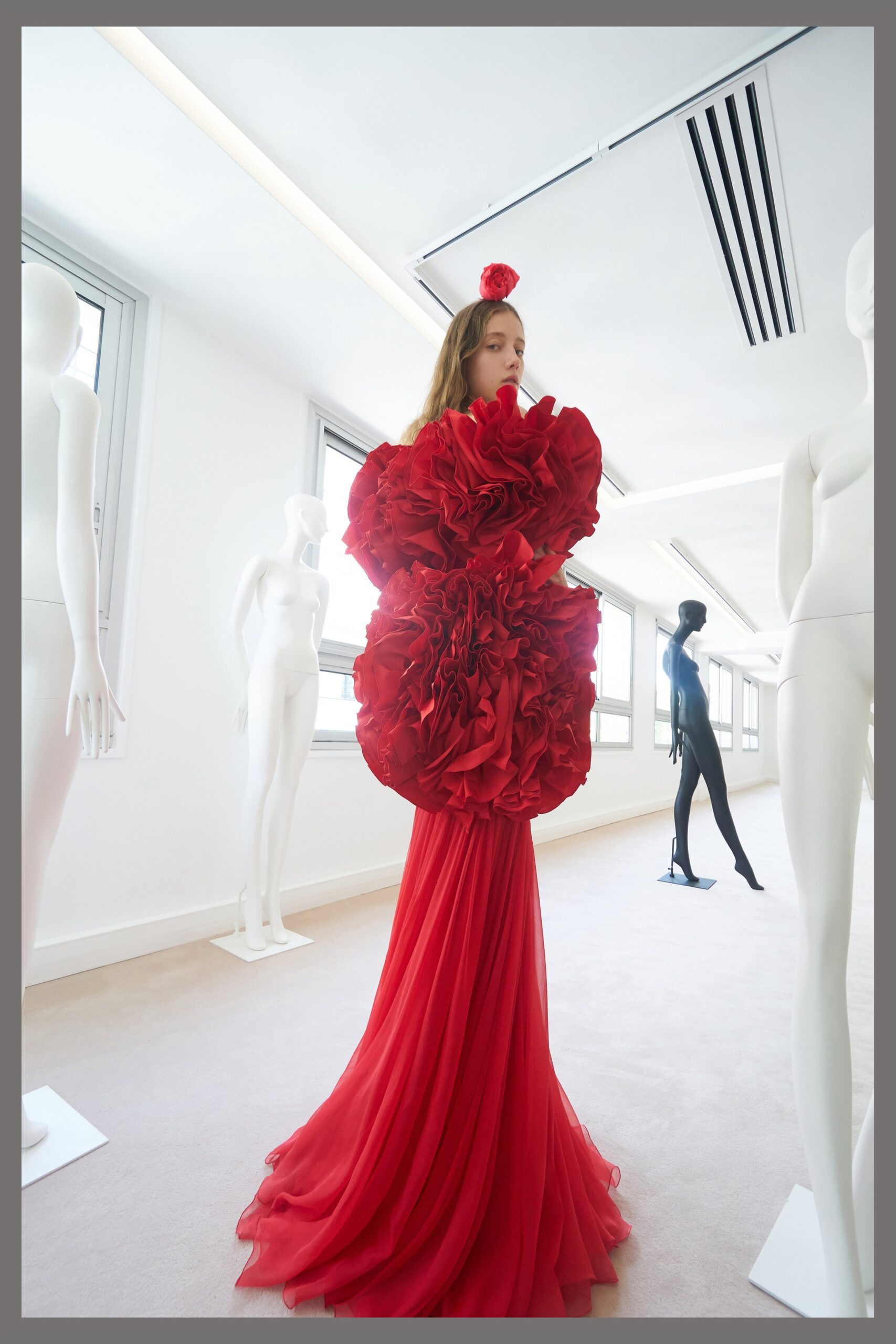 Giambattista Valli F/W 19 Couture Look 10
