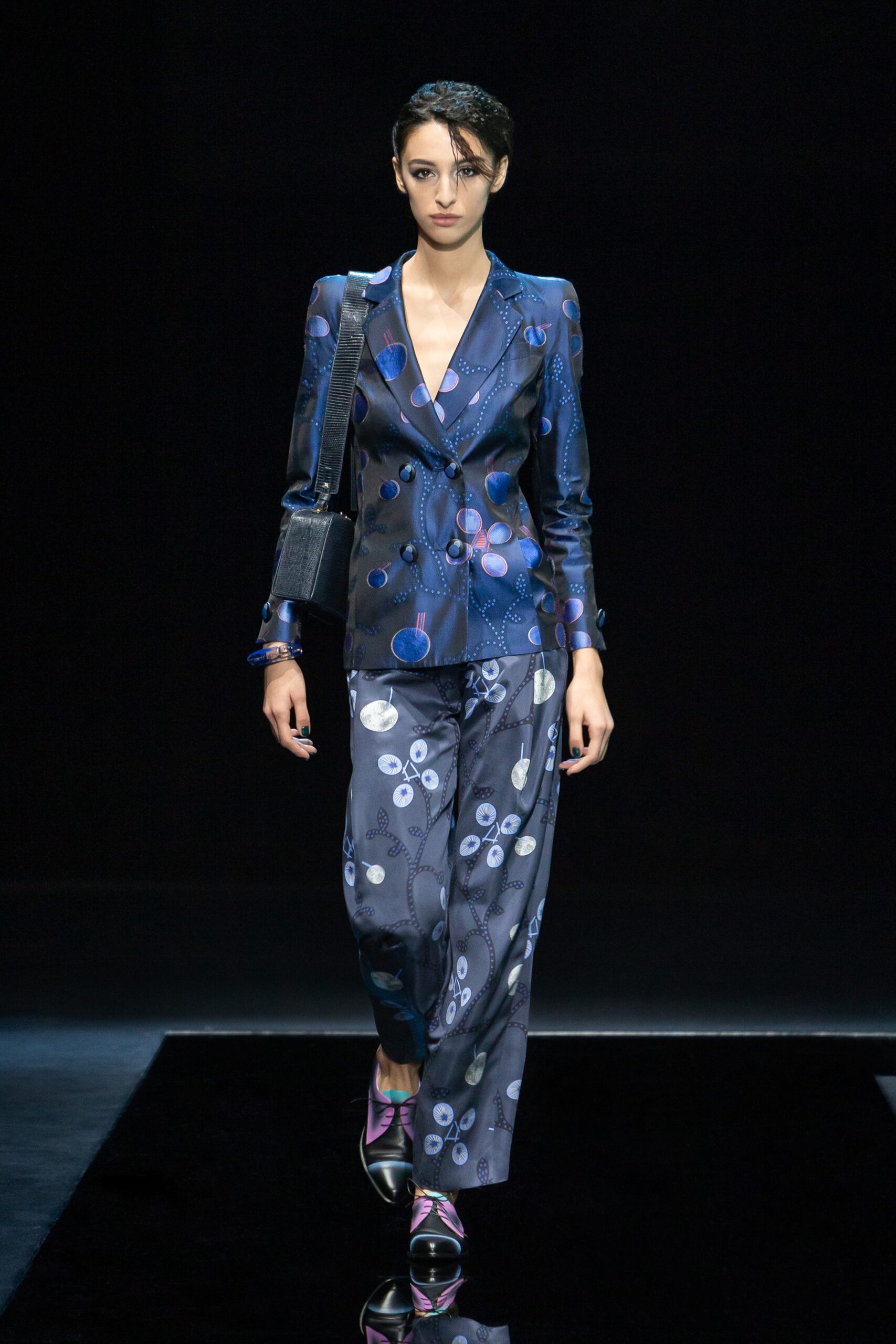Giorgio Armani F/W 21 Look 10