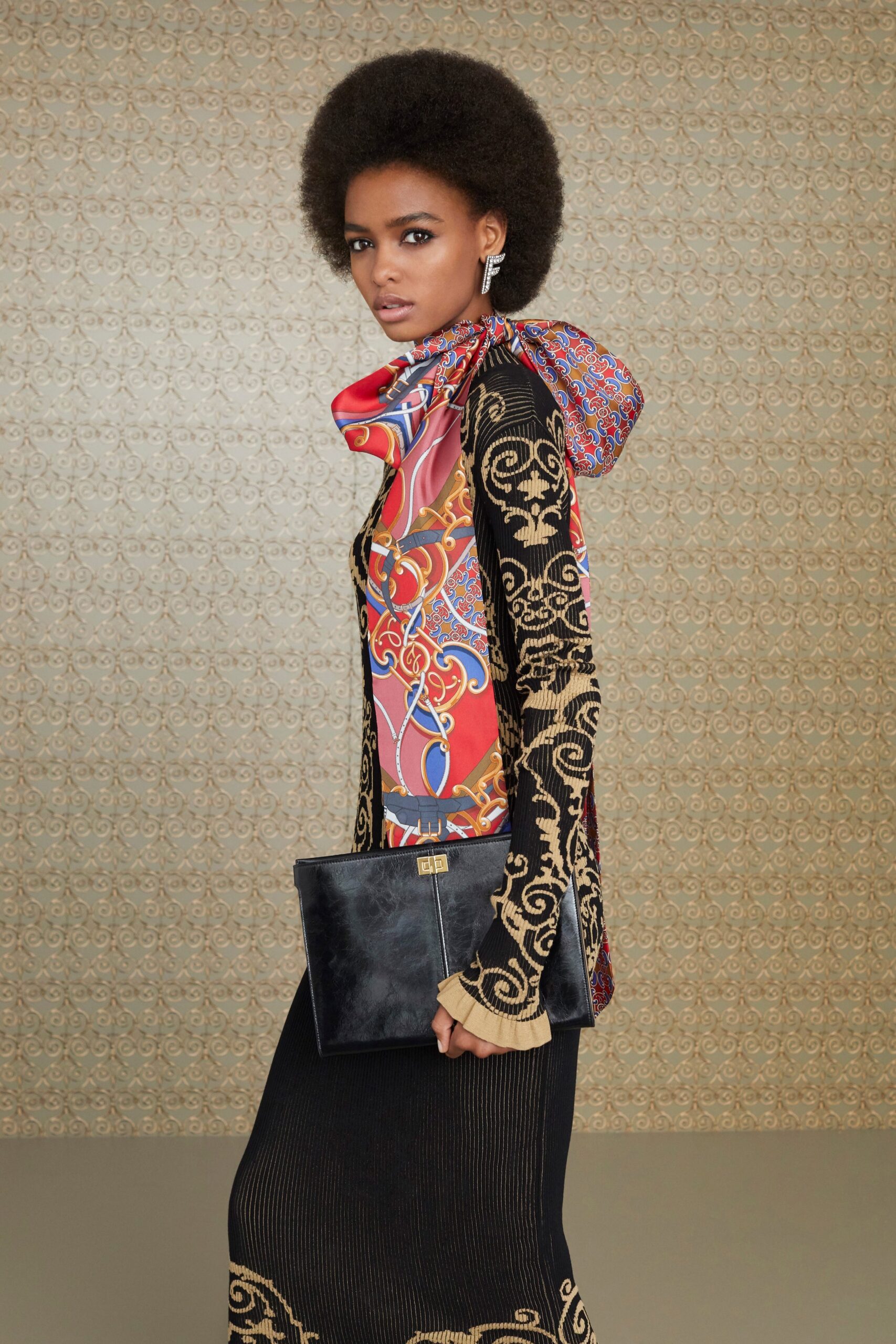 Fendi F/W 19 Look 10