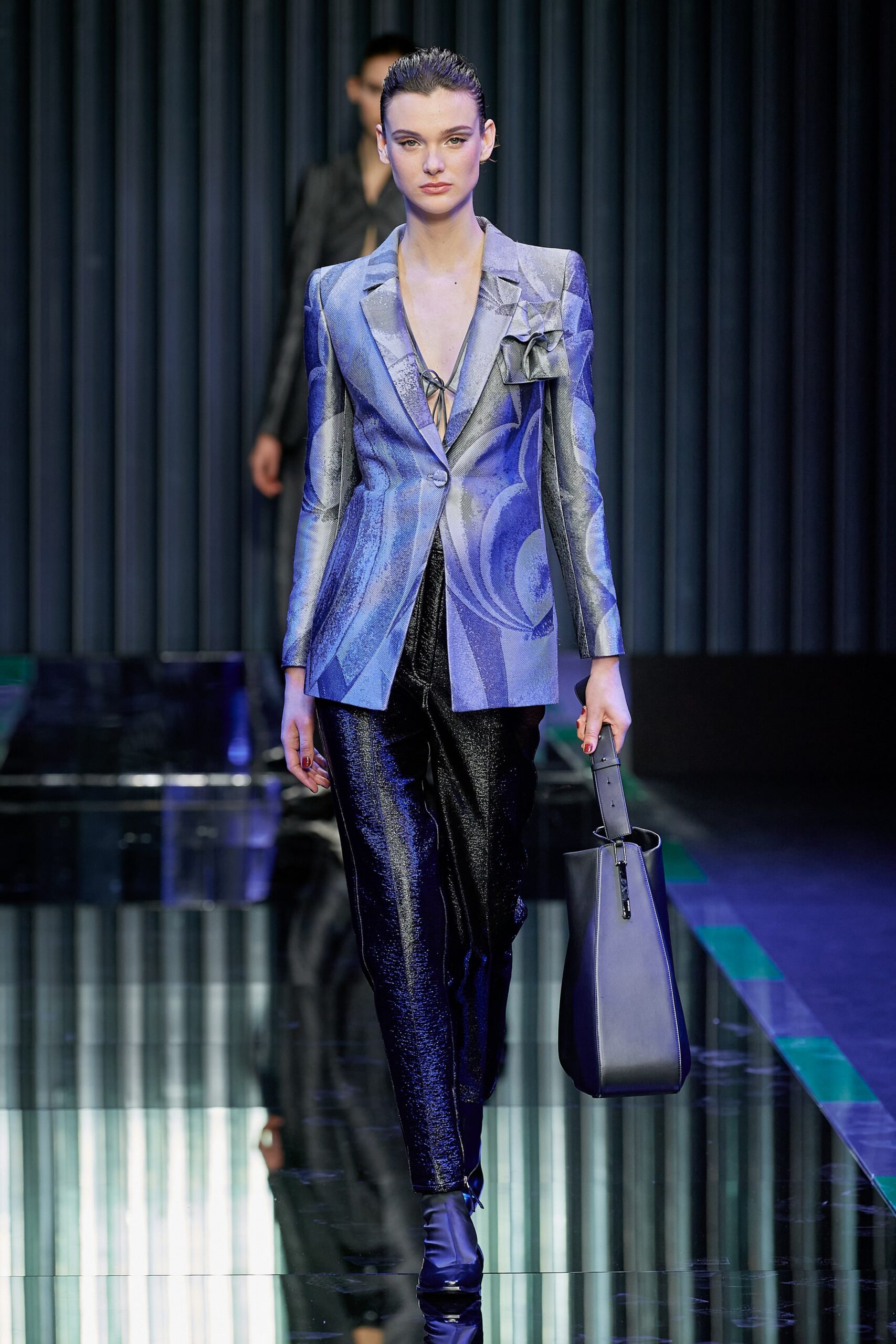 Giorgio Armani F/W 22 Look 10