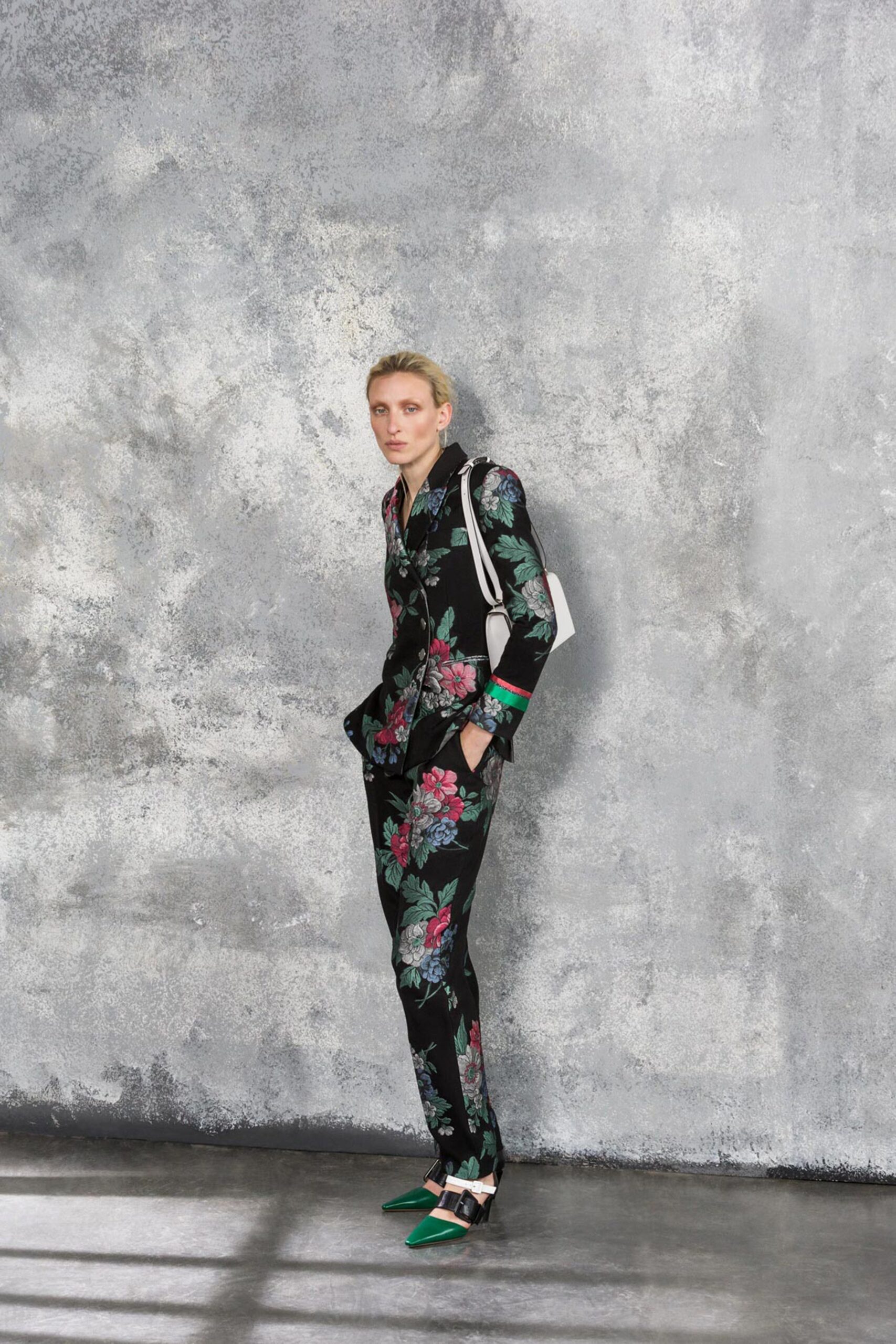 Giorgio Armani F/W 19 Look 10