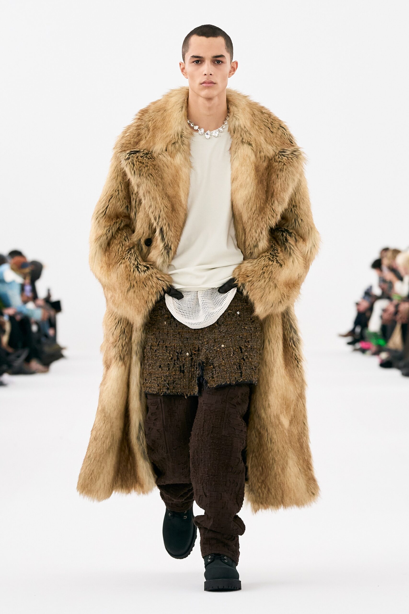 Givenchy F/W 23 Menswear Look 10