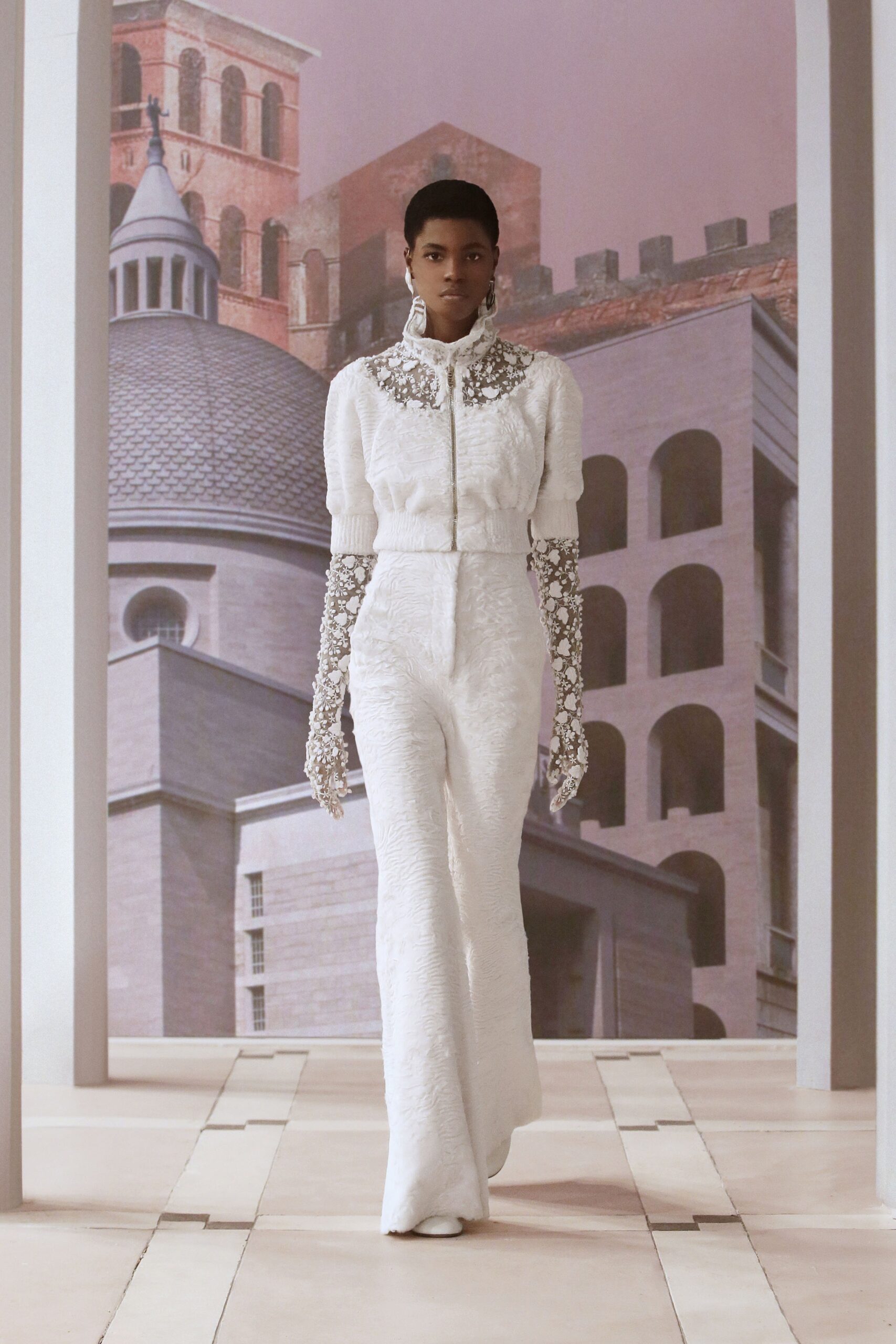 Fendi F/W 21 Couture Look 11