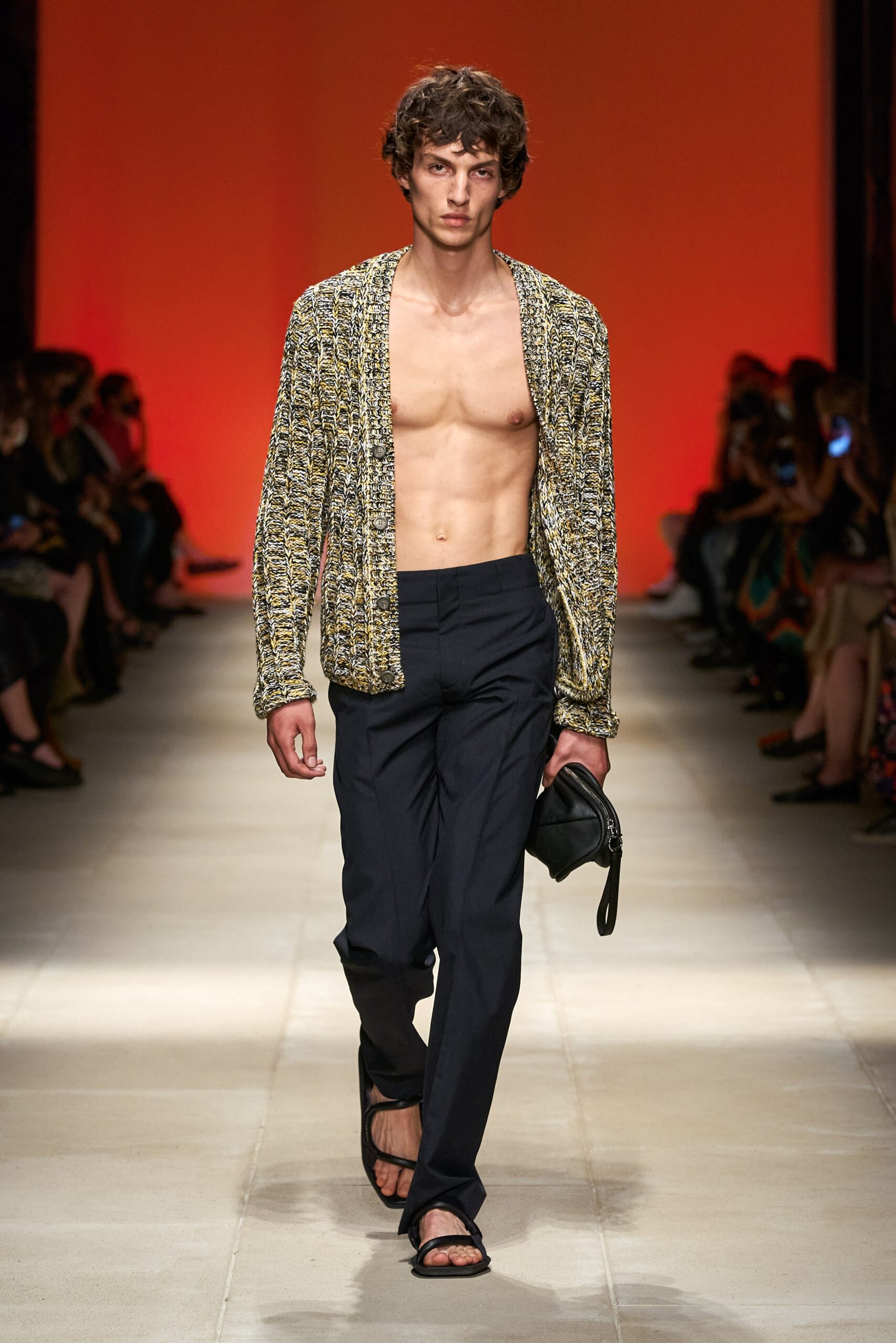 Ferragamo S/S 22 Look 11