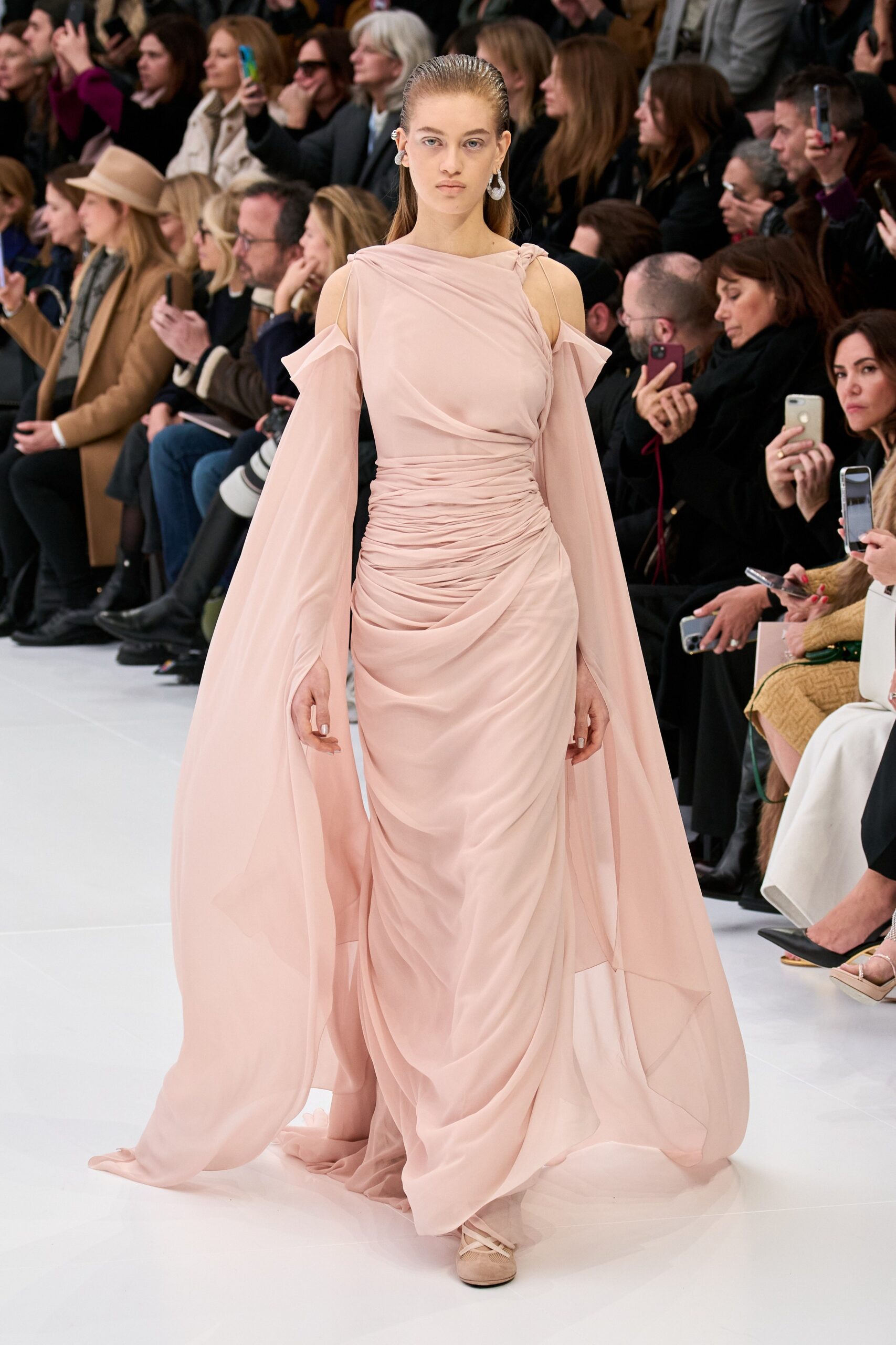 Fendi S/S 23 Couture Look 11