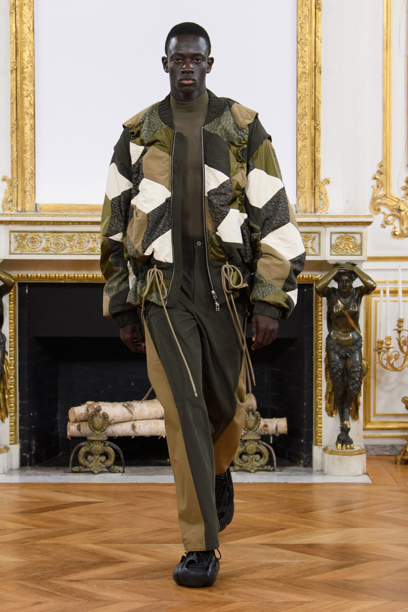 Feng Chen Wang F/W 23 Menswear Look 11