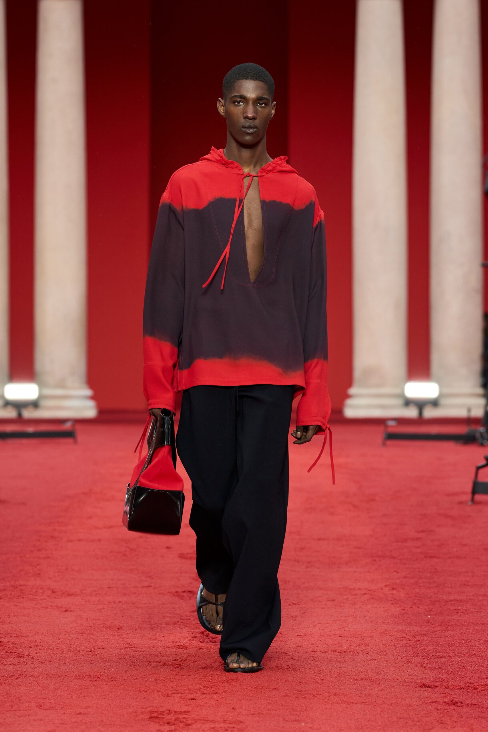 Ferragamo S/S 23 Look 11