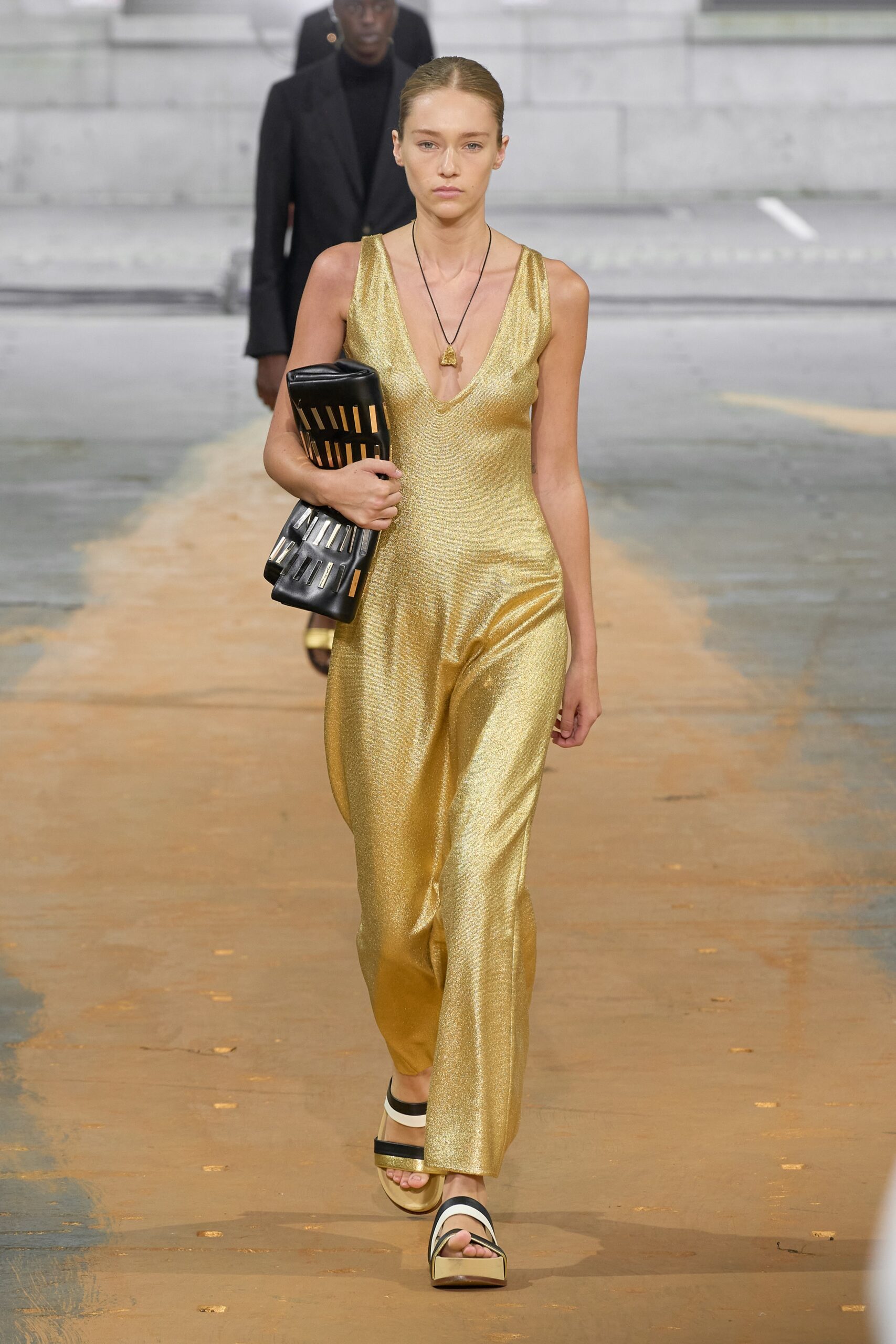 Gabriela Hearst S/S 23 Look 11